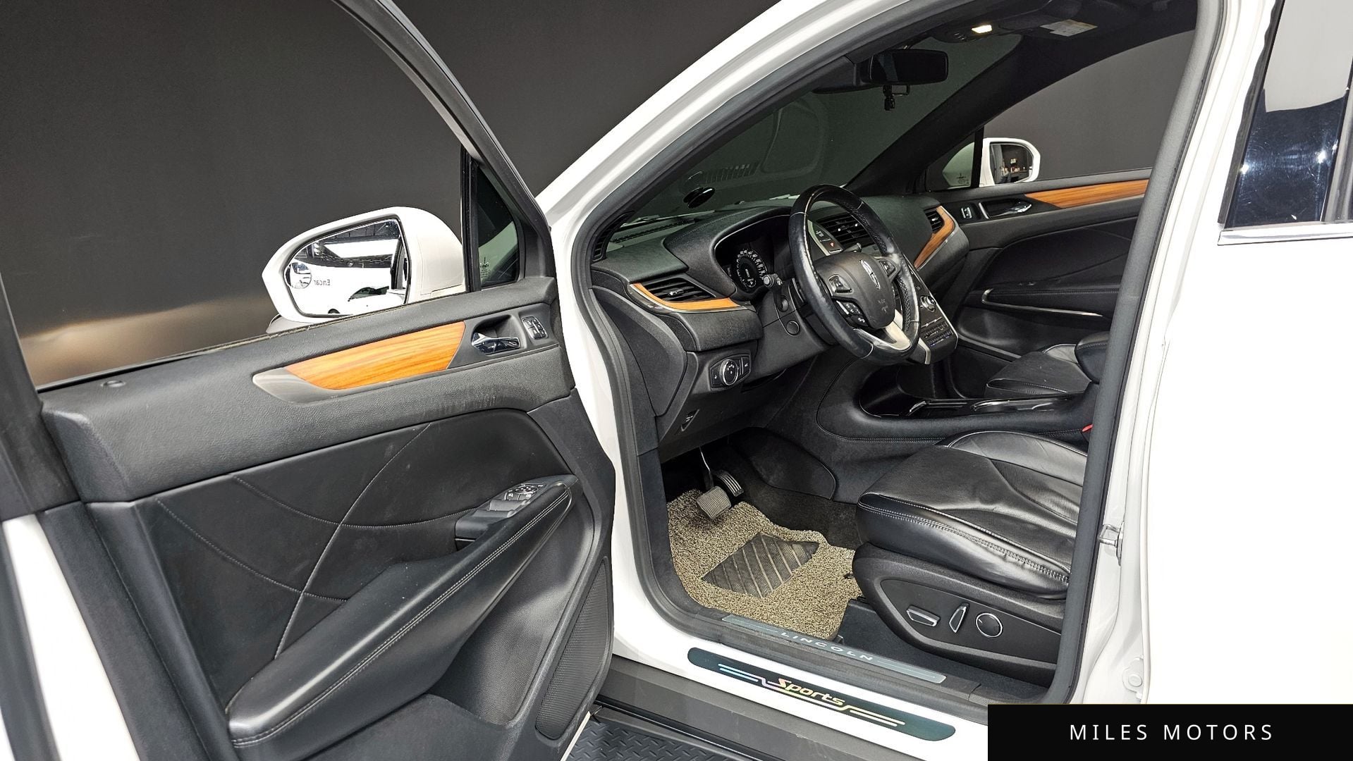 Lincoln MKC 2015 — миниатюра 10