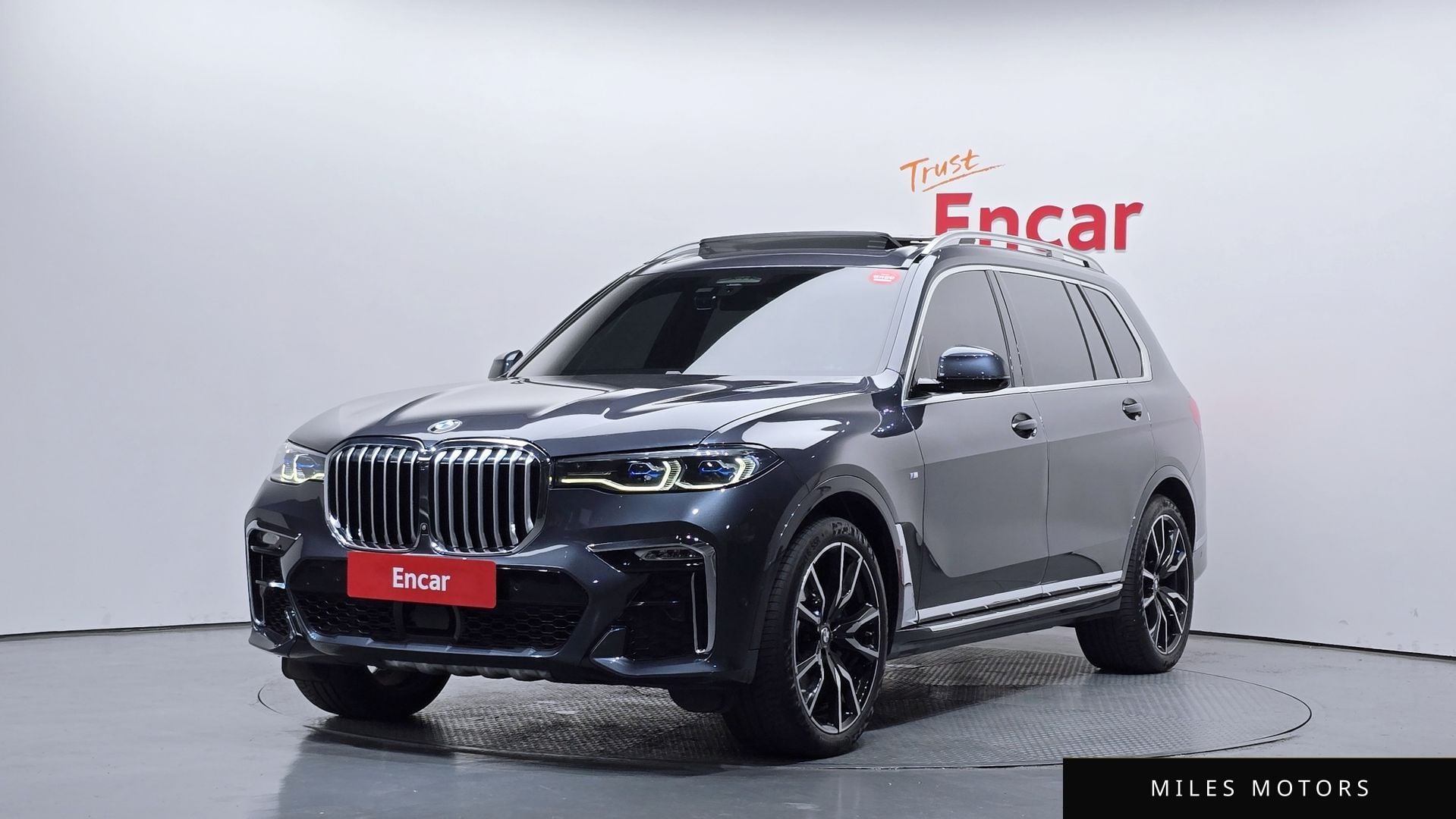 BMW X7 (G07) 2021 — фото 1 из 12