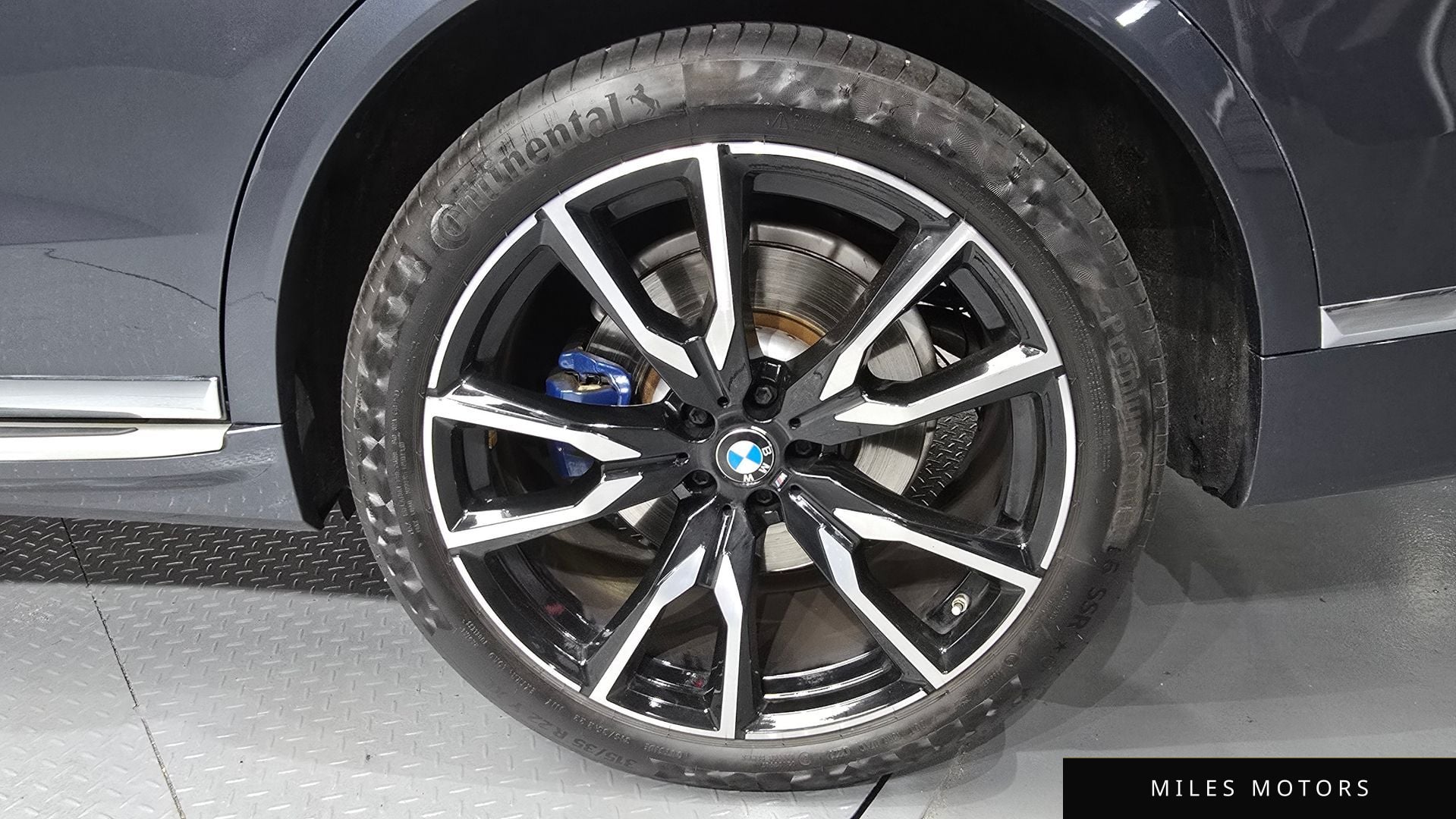 BMW X7 (G07) 2021 — миниатюра 7