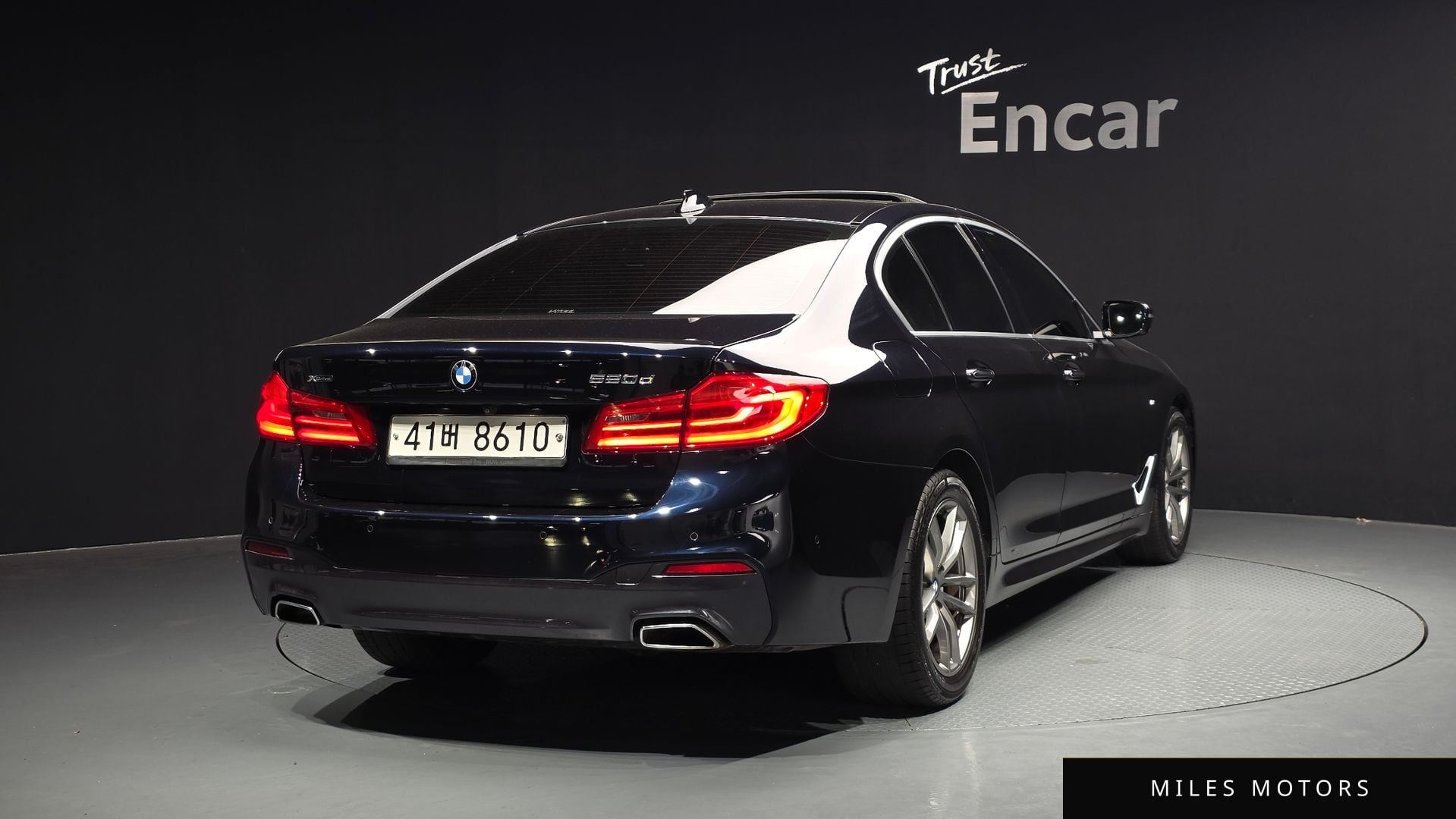 BMW 5 Series (G30) 2018 — миниатюра 2