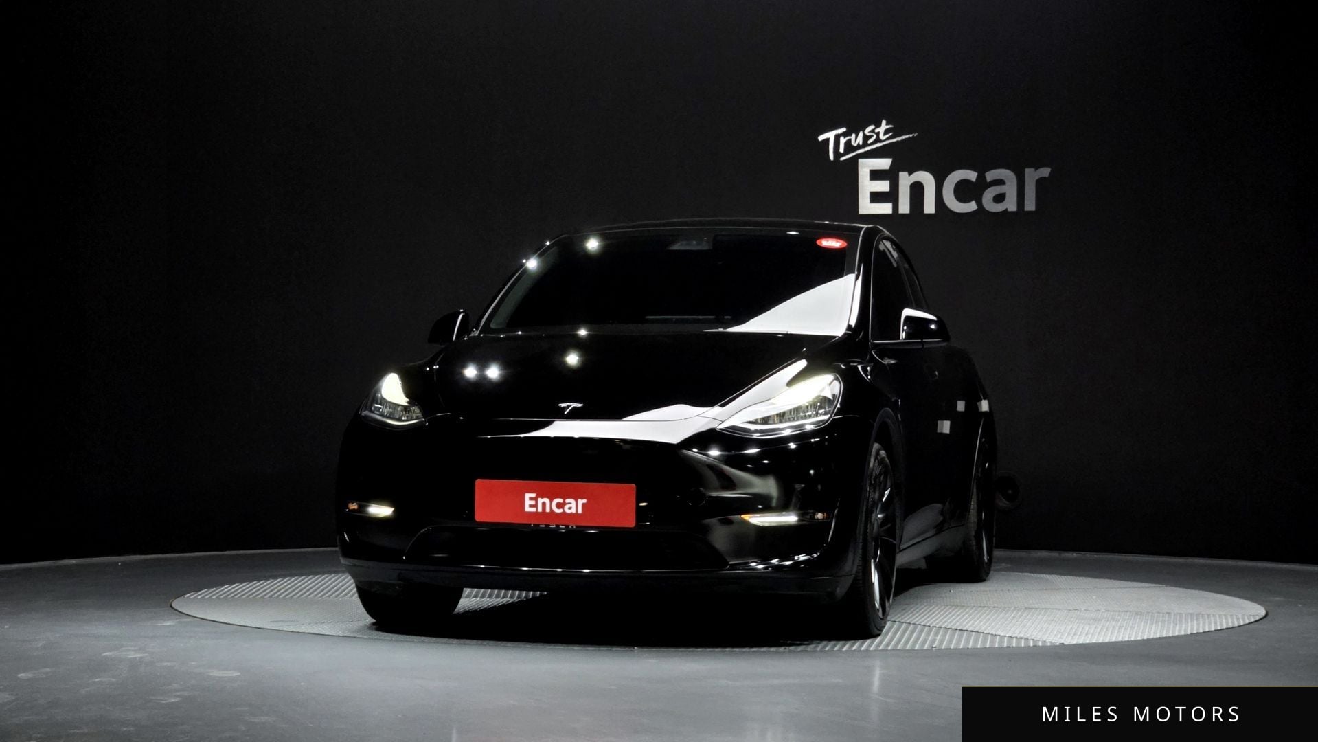 Tesla Model Y 2022 — миниатюра 3