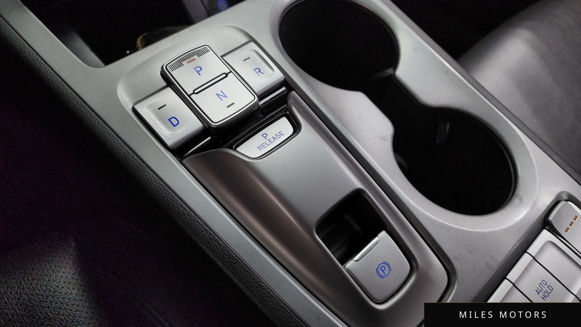 Hyundai Kona 2019 — миниатюра 12