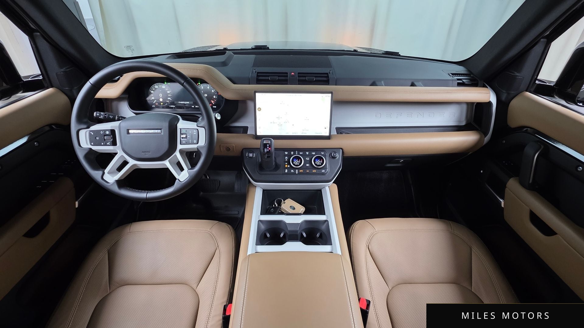 Land Rover Defender 2025 — миниатюра 10