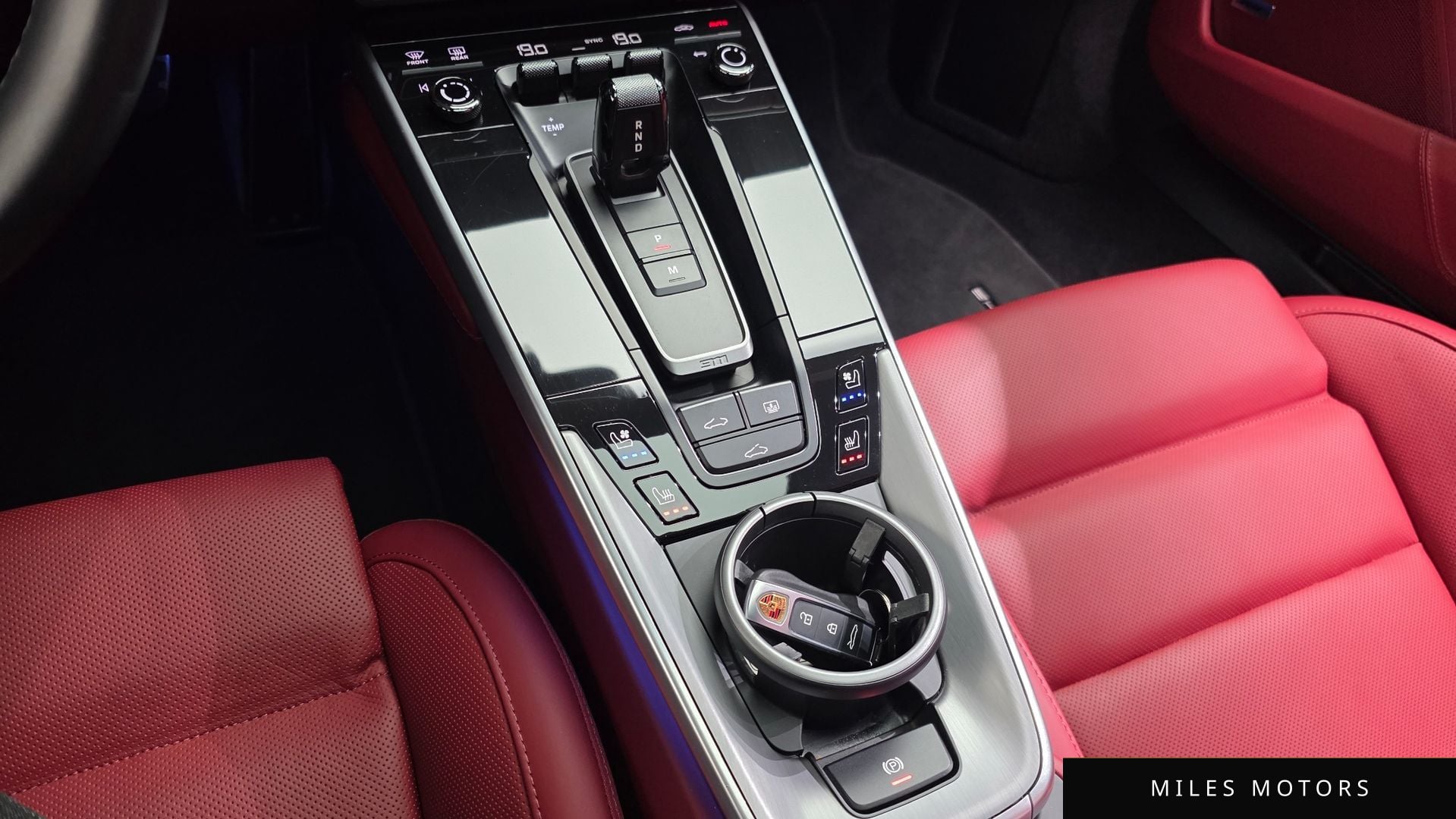 Porsche 911 (992) 2024 — миниатюра 9
