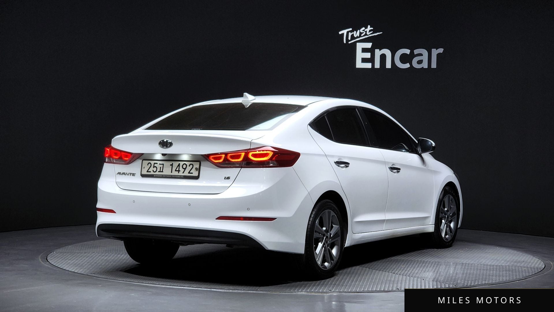 Hyundai AVANTE 2018 — миниатюра 2