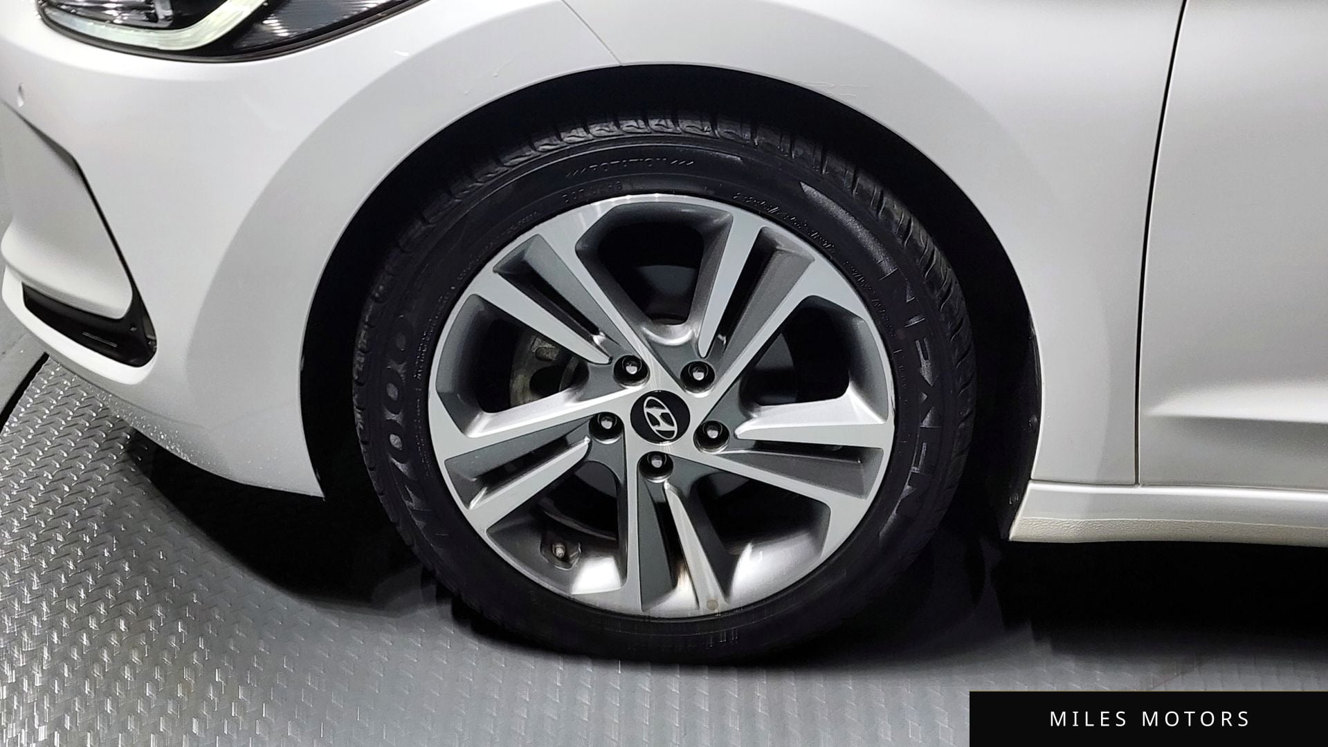 Hyundai AVANTE 2018 — миниатюра 5