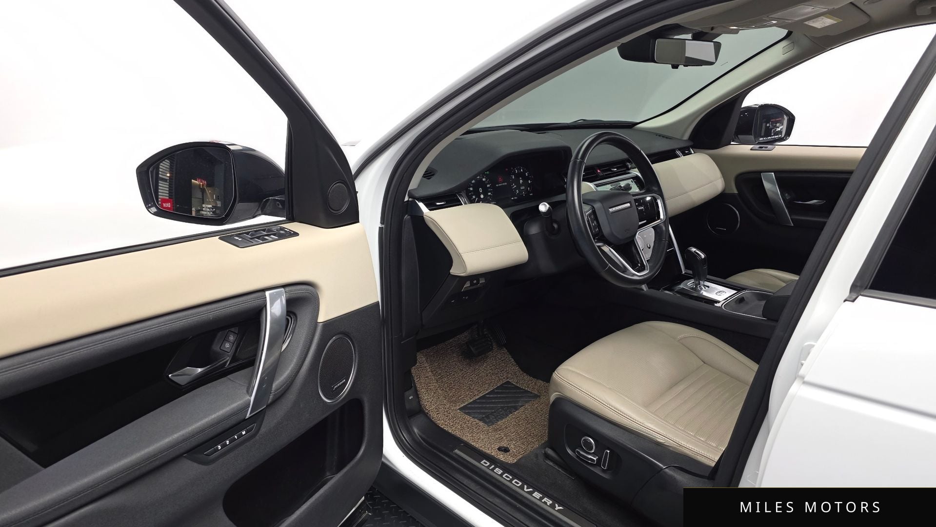 Land Rover Discovery Sport 2021 — миниатюра 10