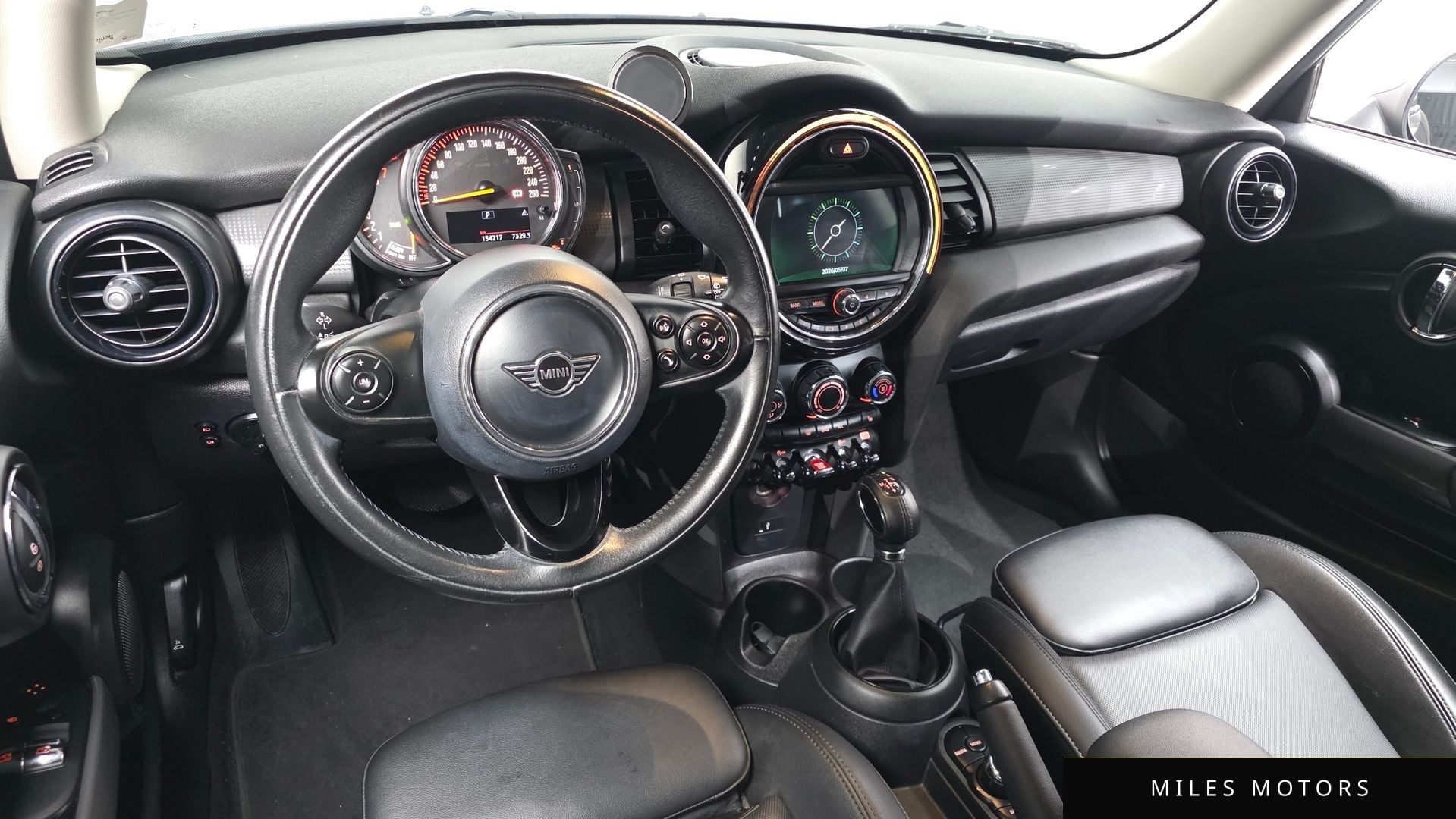 MINI Cooper 2019 — миниатюра 7