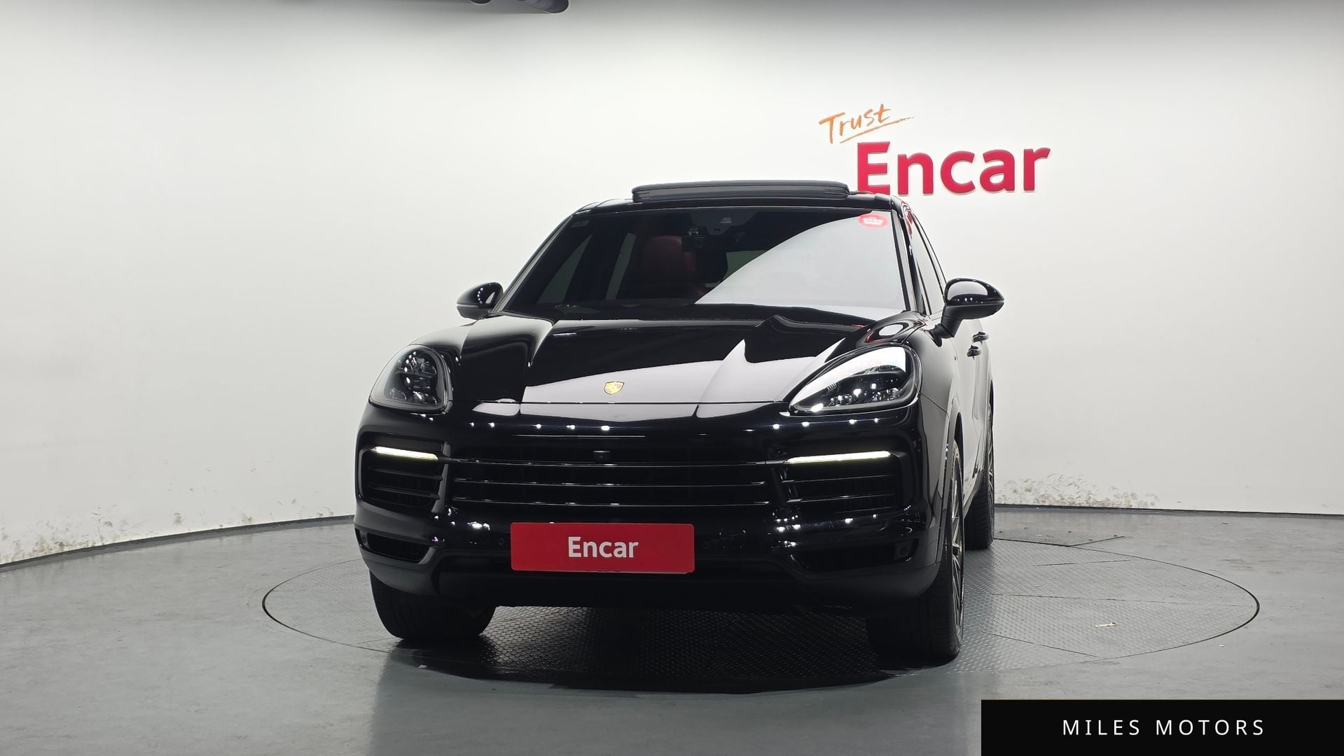 Porsche Cayenne 2021 — миниатюра 3