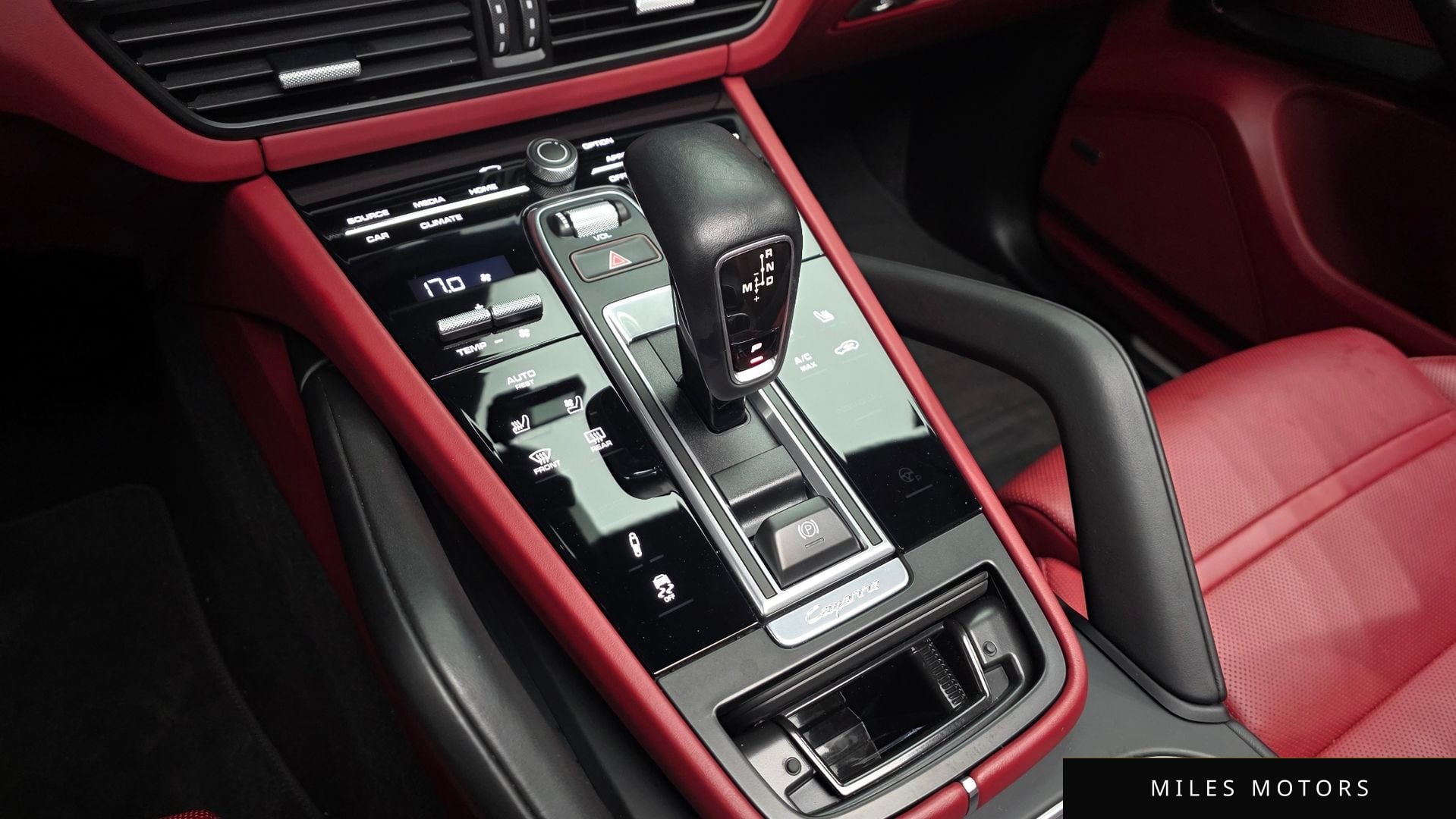 Porsche Cayenne 2021 — миниатюра 11