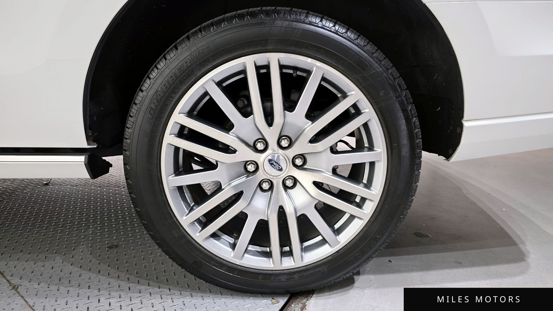 Ford Expedition 2023 — миниатюра 7