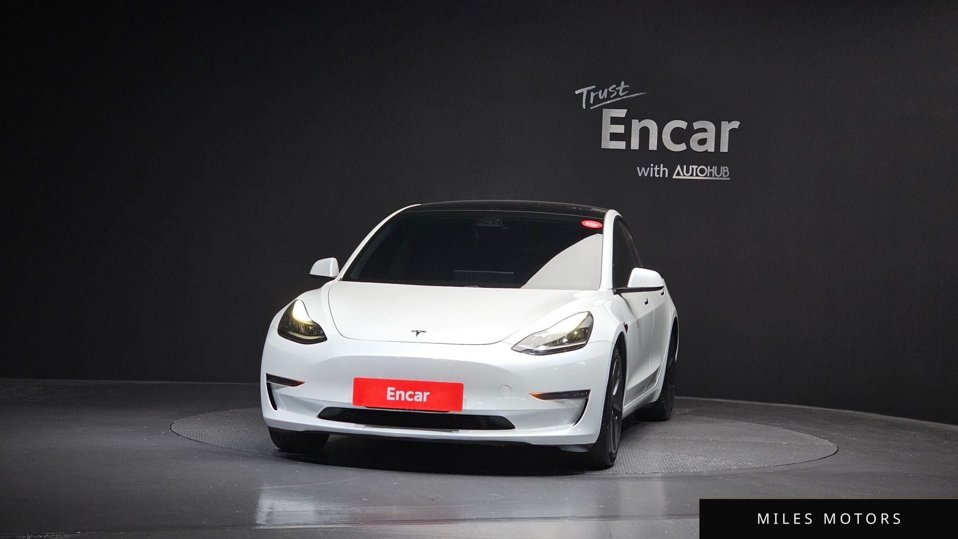 Tesla Model 3 2021 — миниатюра 3