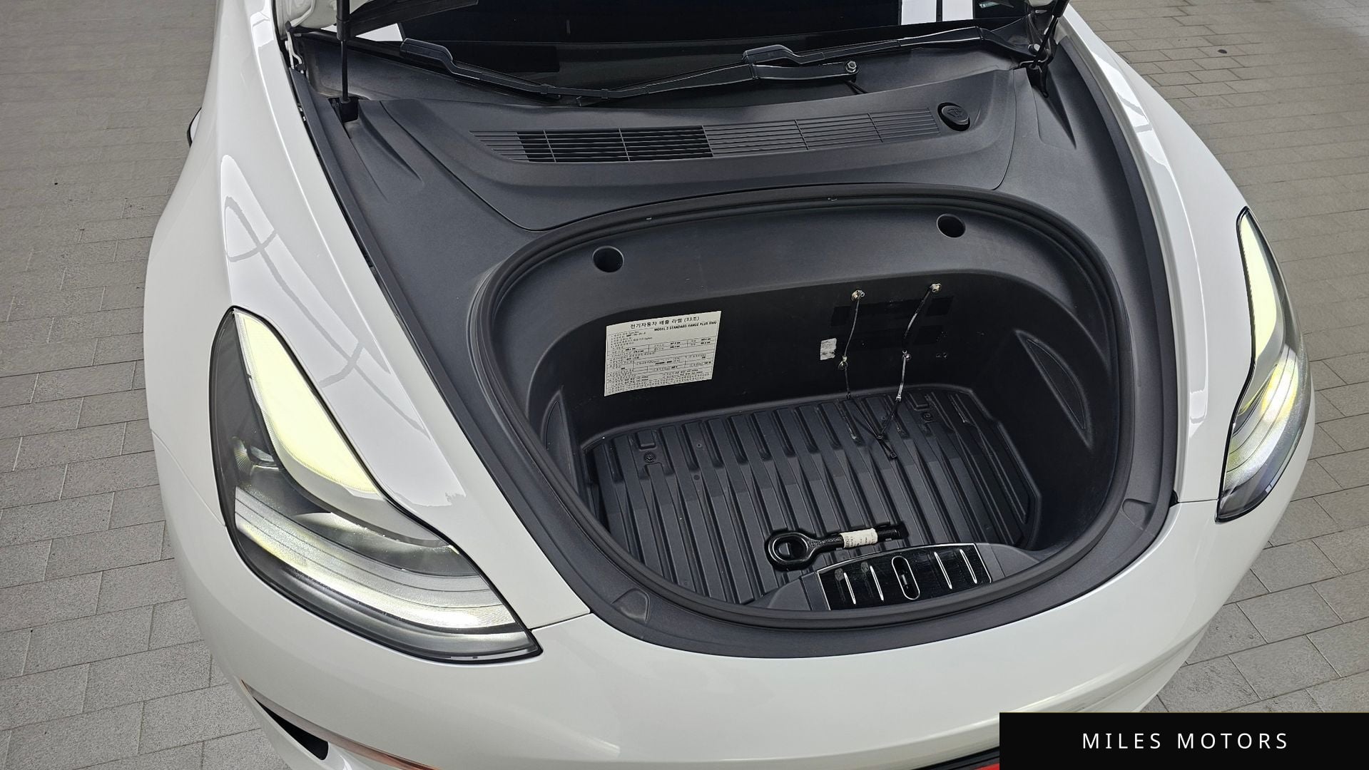 Tesla Model 3 2021 — миниатюра 6