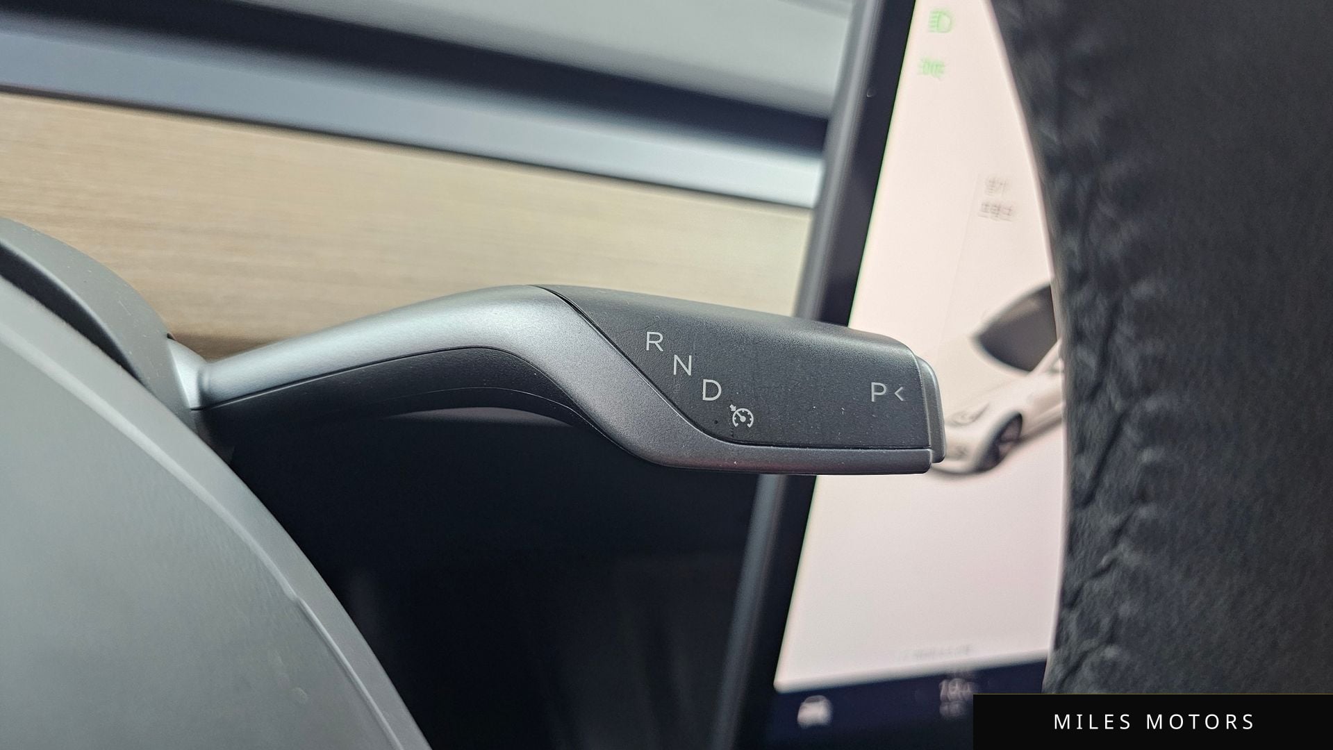 Tesla Model 3 2021 — миниатюра 12