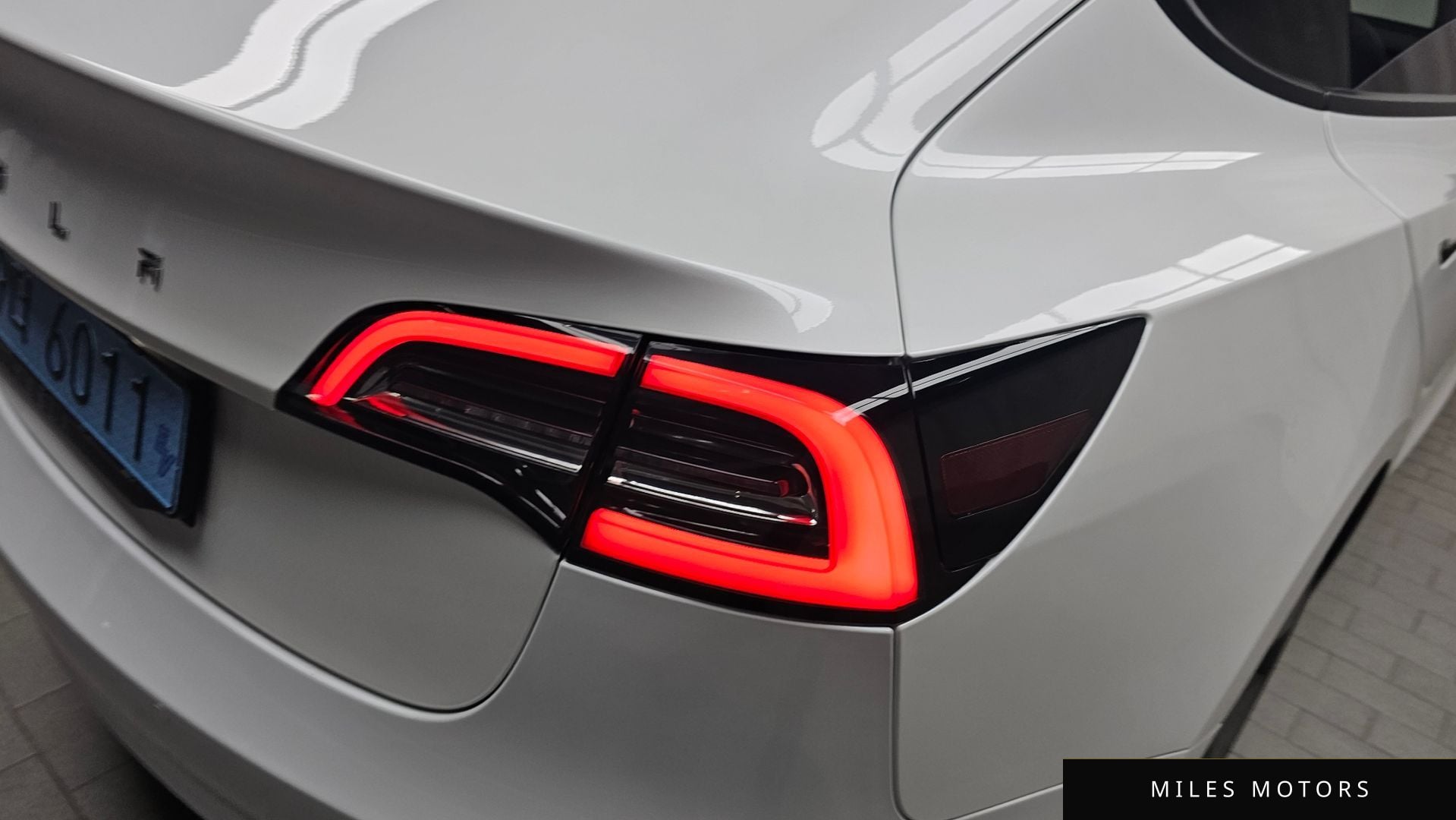 Tesla Model 3 2021 — миниатюра 9