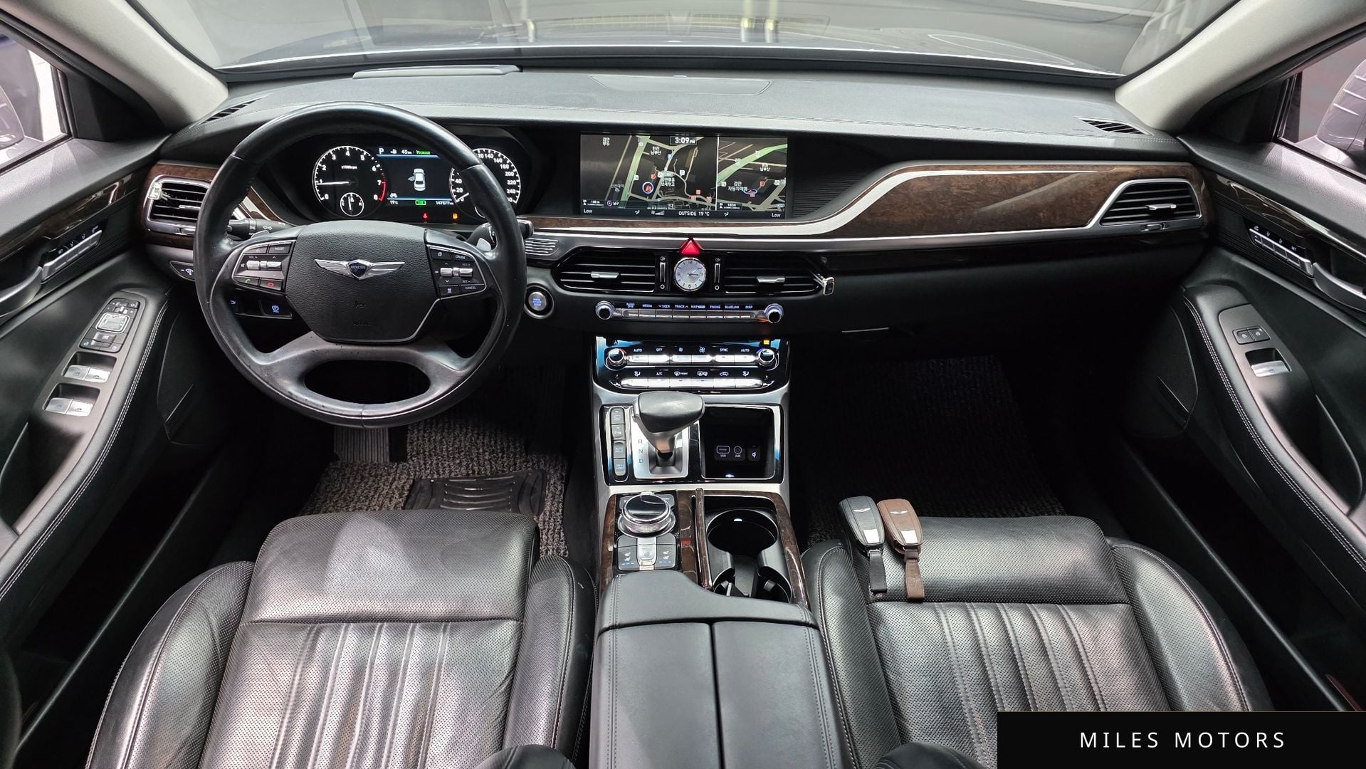 Genesis EQ900 2016 — миниатюра 10