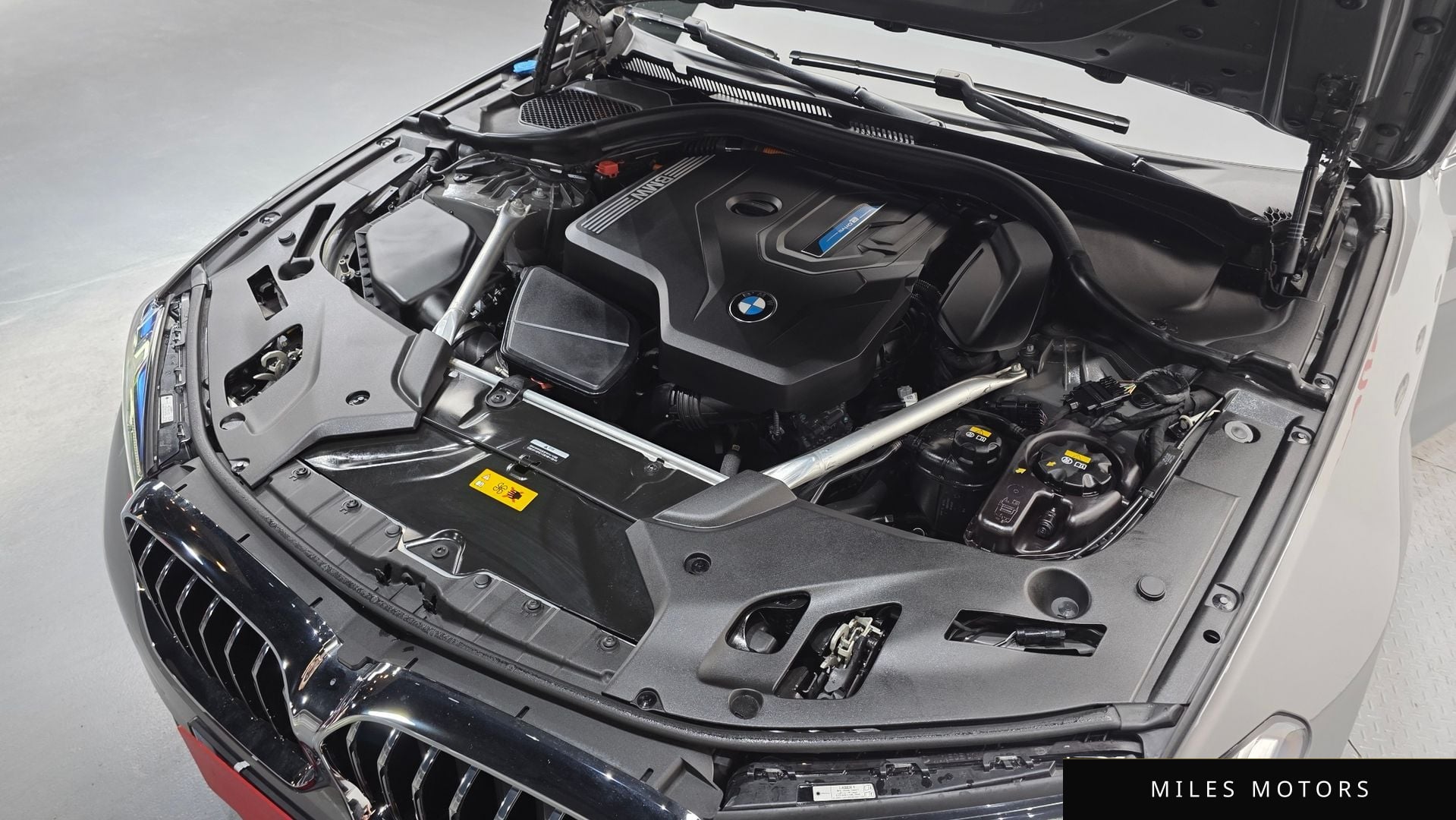 BMW 5 Series (G30) 2022 — миниатюра 6
