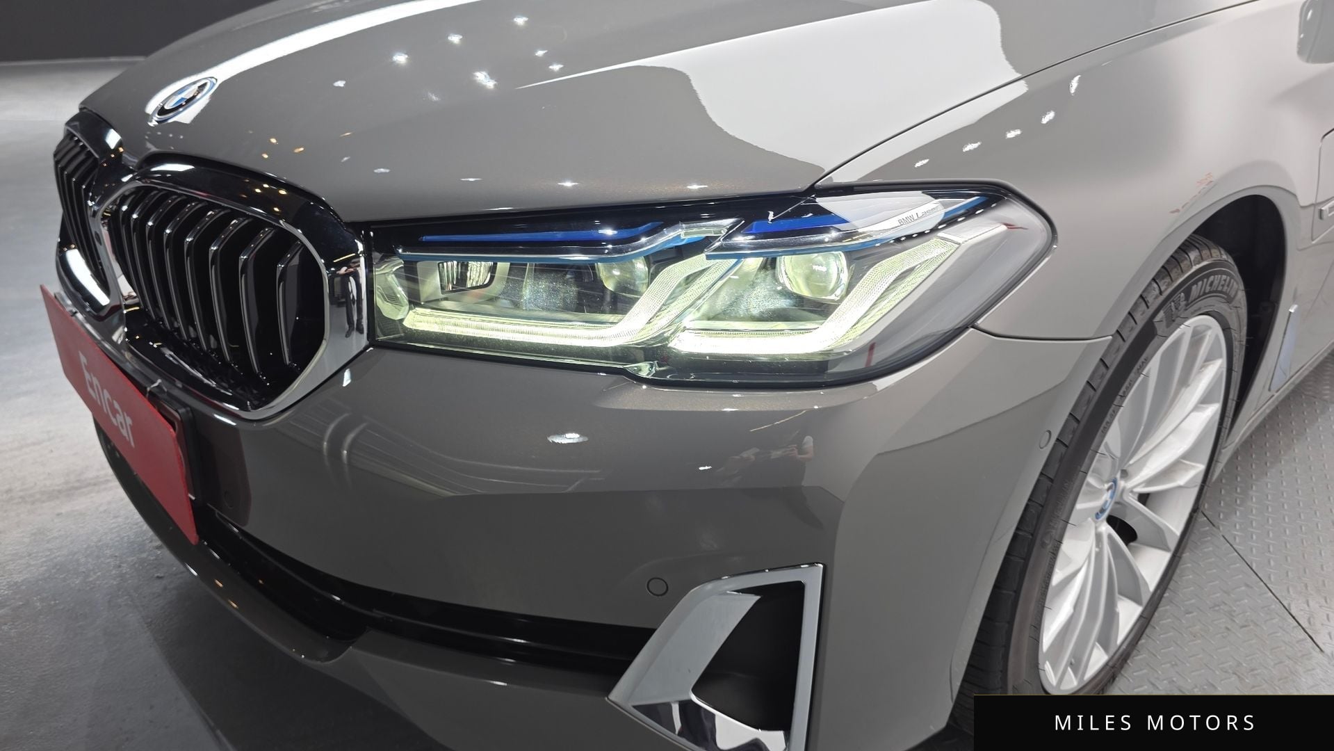 BMW 5 Series (G30) 2022 — миниатюра 8