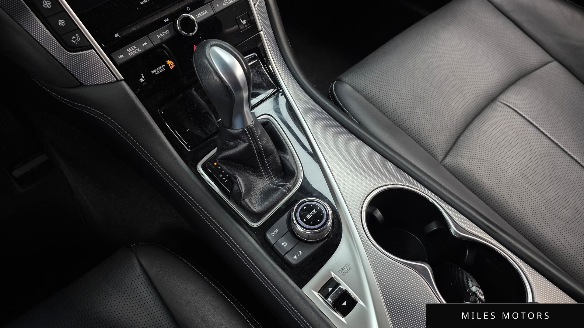 Infiniti Q50 2016 — миниатюра 9