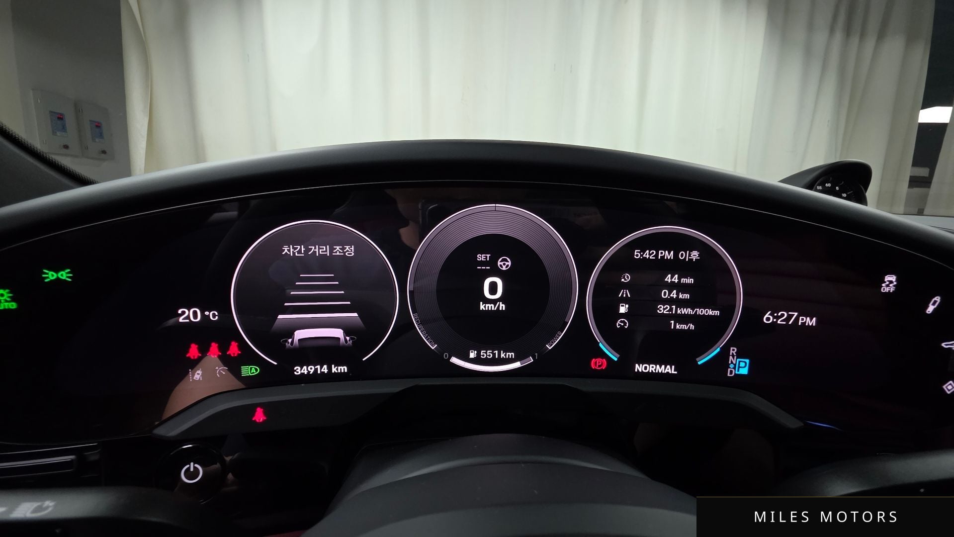 Porsche Taycan 2025 — миниатюра 8
