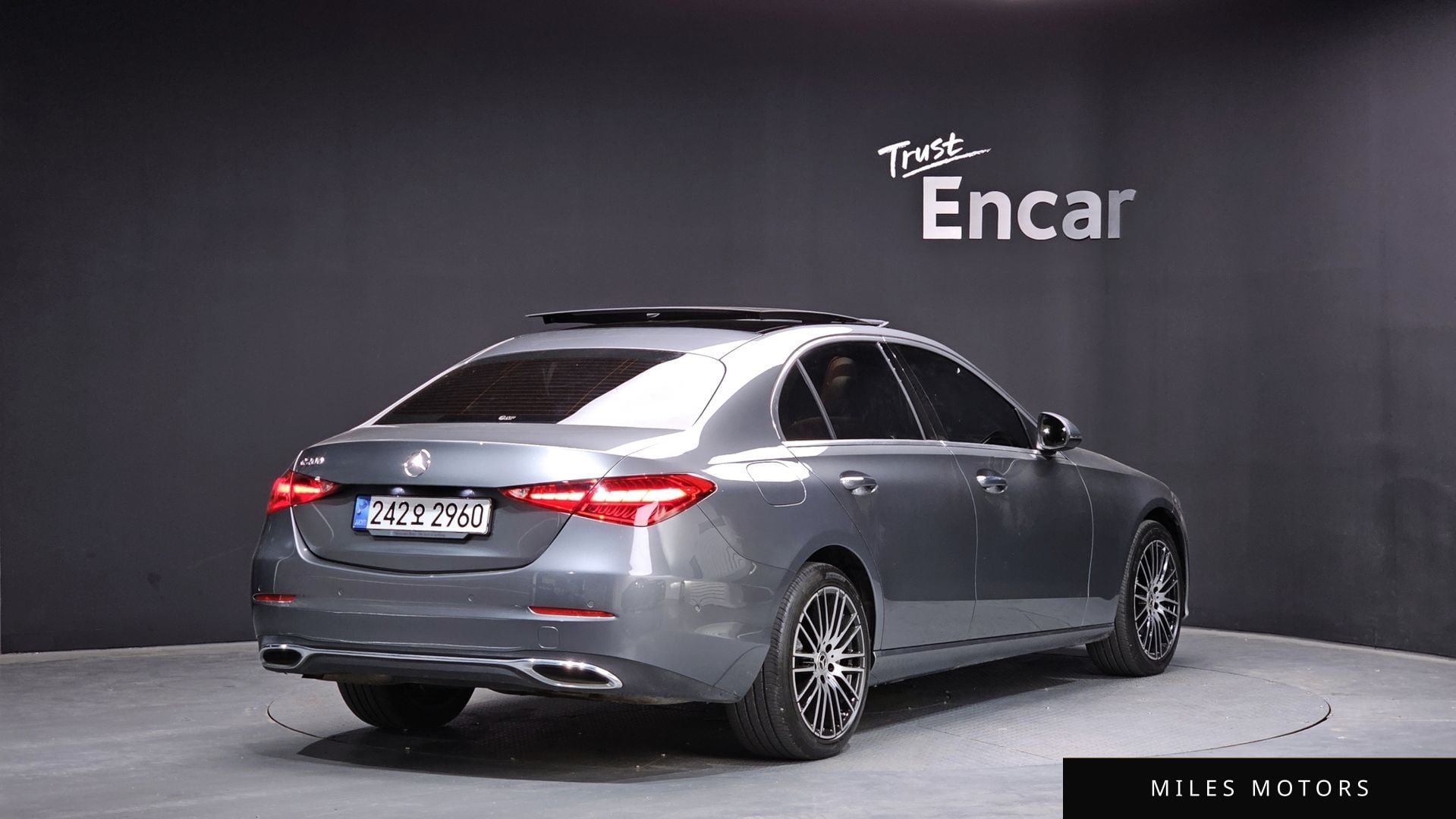 Mercedes-Benz C-Class W206 2023 — фото 1 из 12