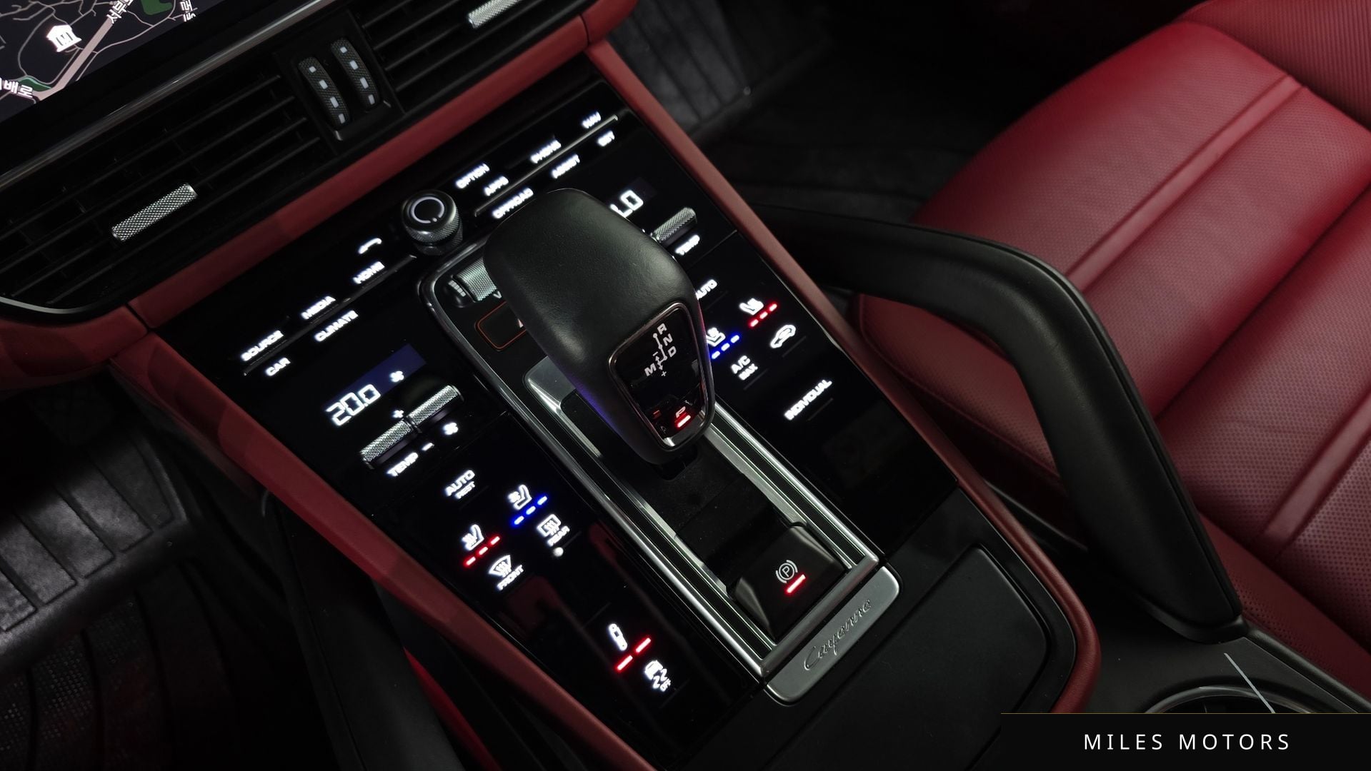 Porsche Cayenne 2023 — миниатюра 12