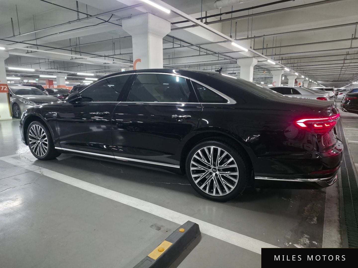 Audi A8 (D5) 2021 — миниатюра 2
