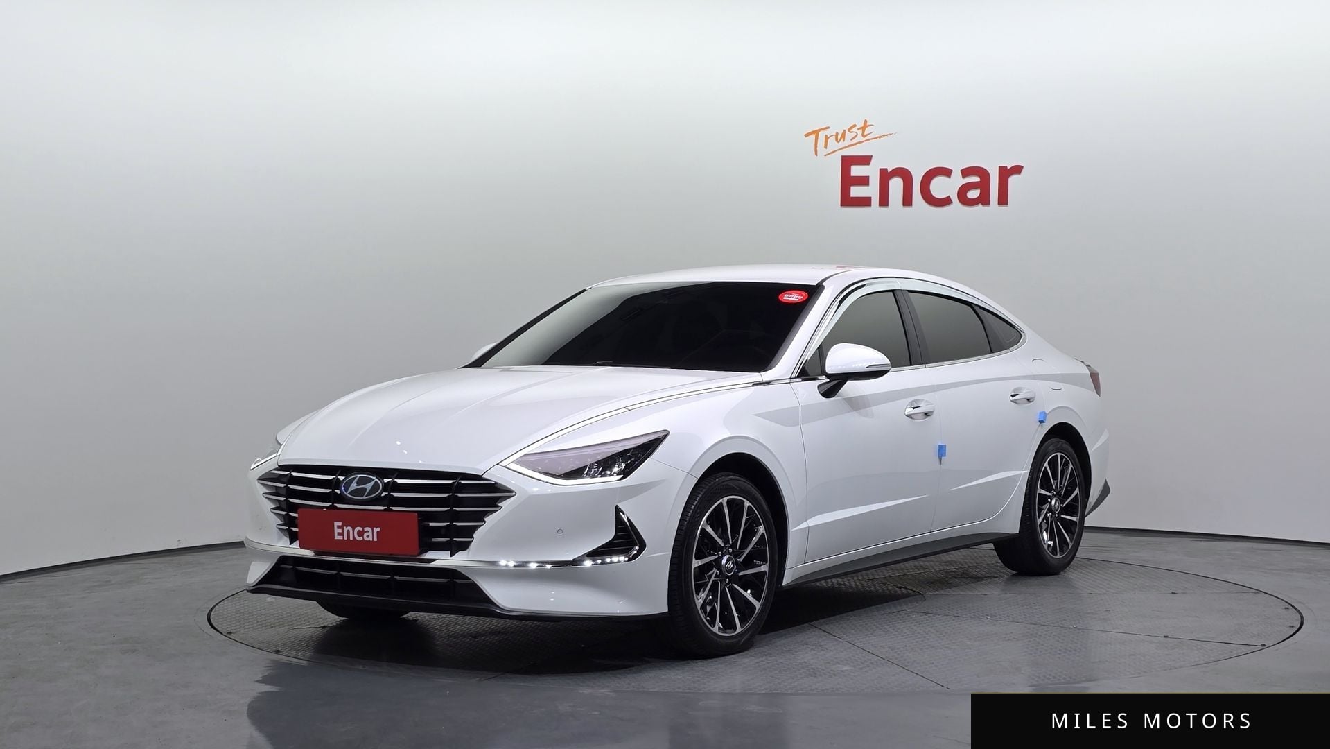 Hyundai Sonata 2020 — фото 1 из 12
