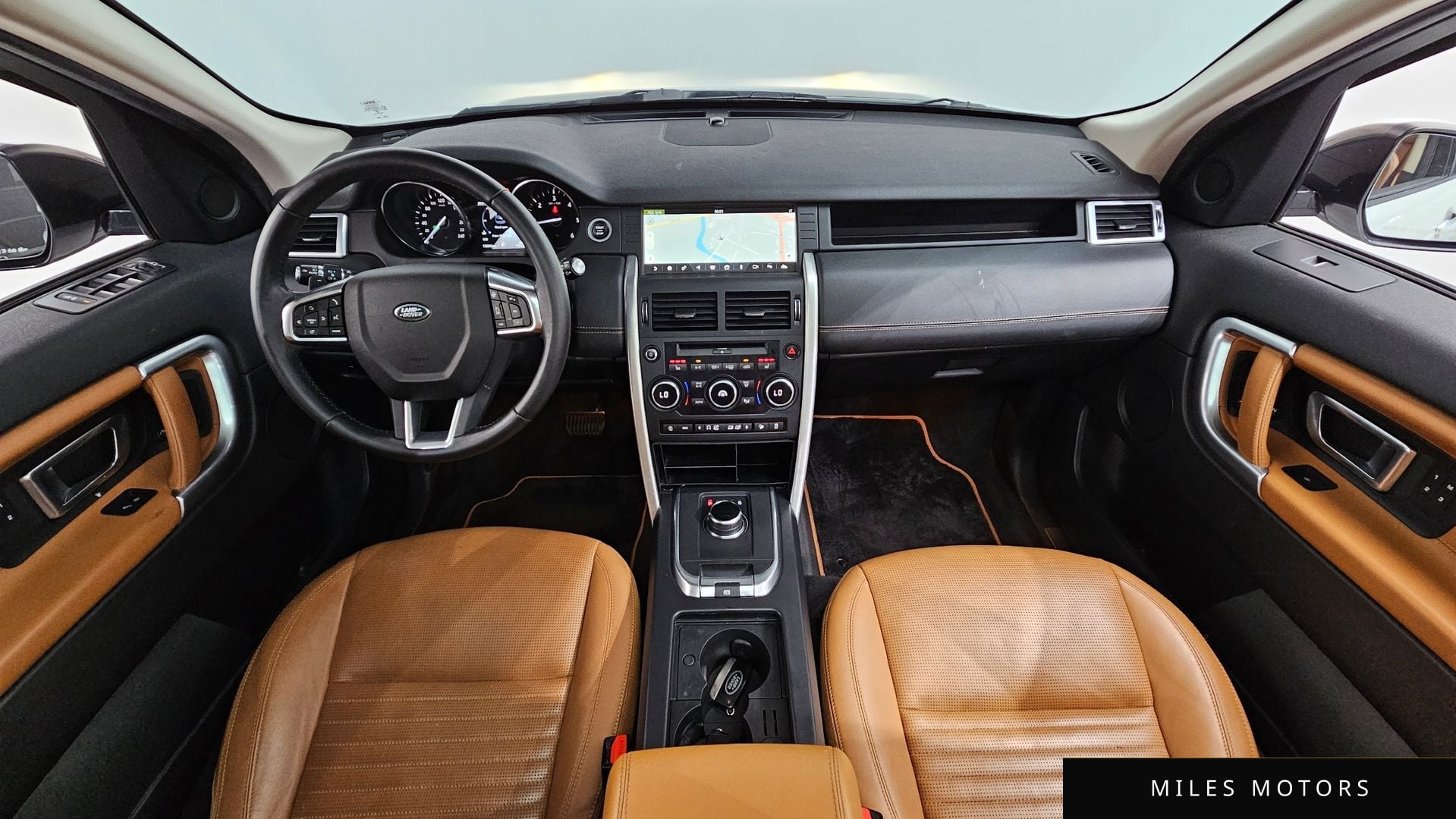 Land Rover Discovery Sport 2018 — миниатюра 10