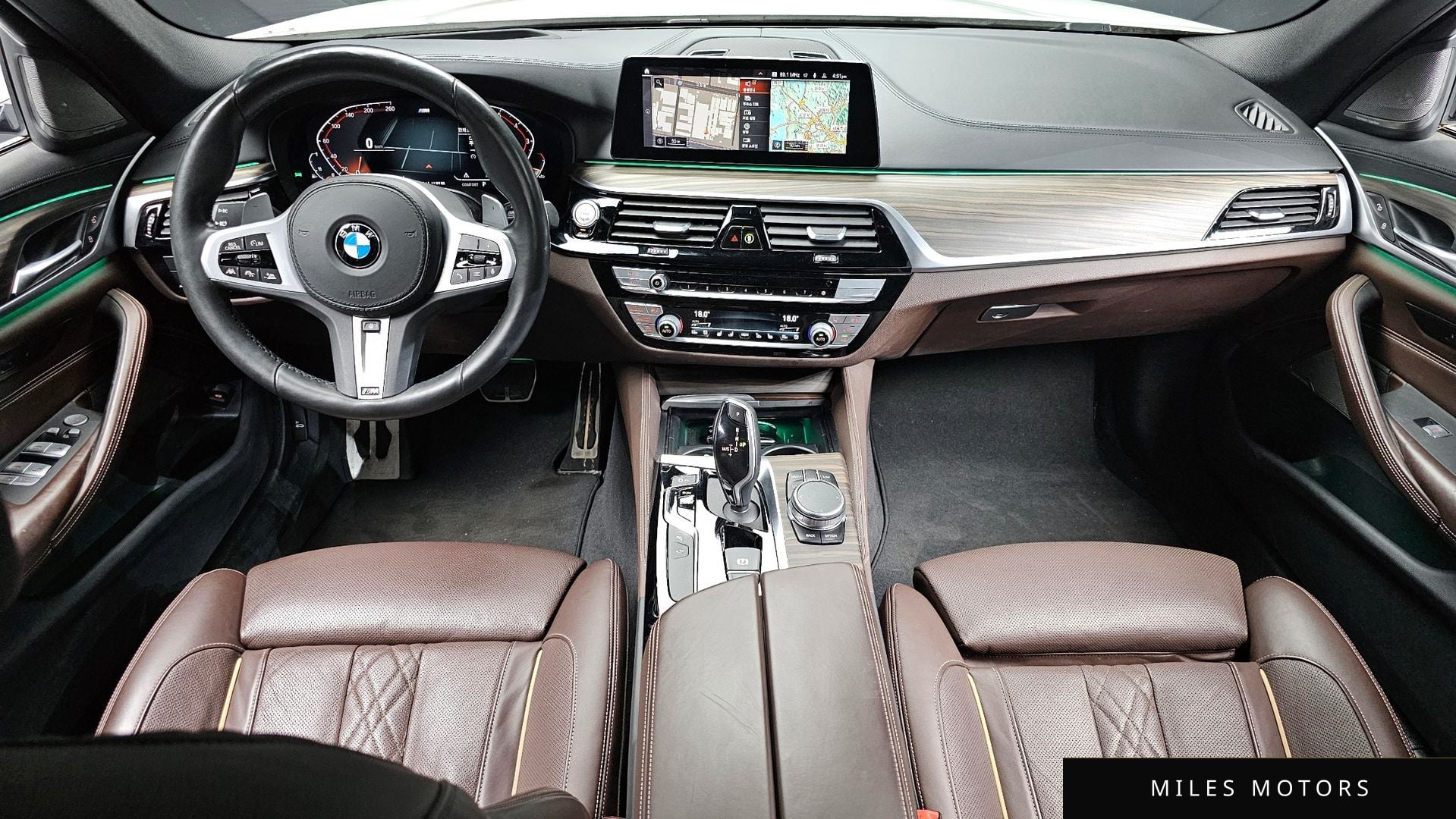 BMW 5 Series (G30) 2020 — миниатюра 10