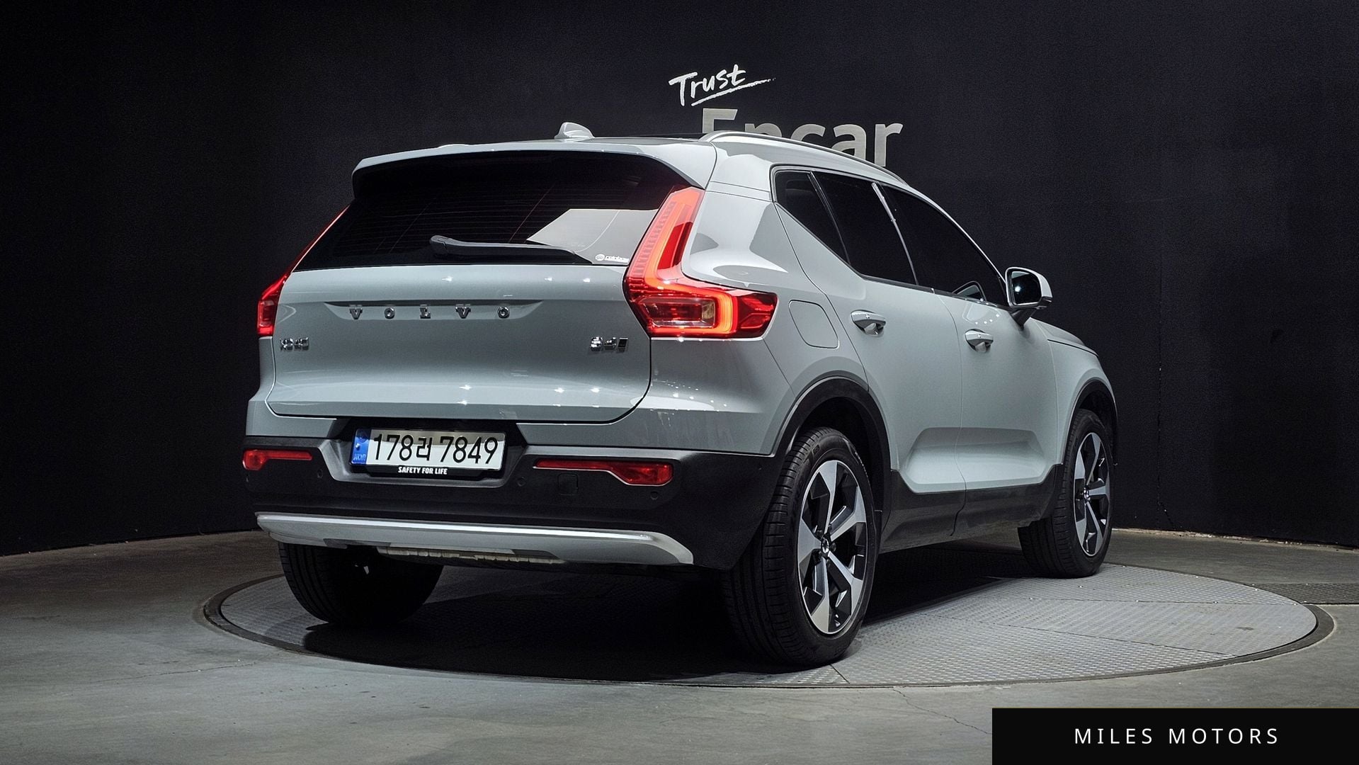 Volvo XC40 2024 — миниатюра 2