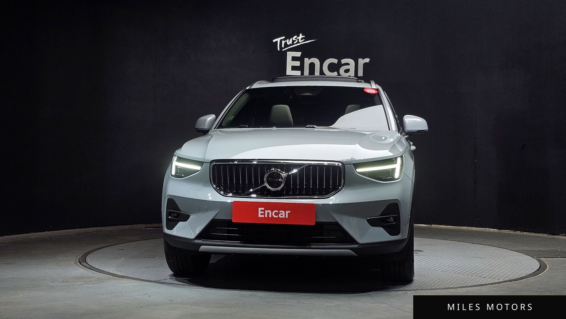 Volvo XC40 2024 — миниатюра 3
