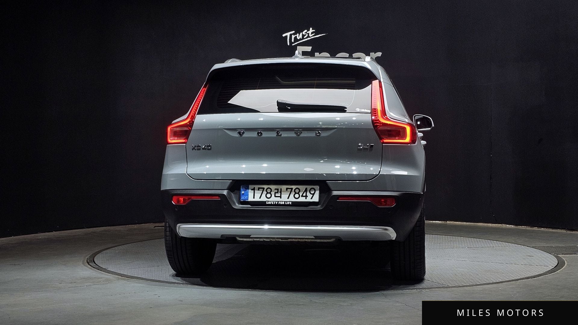 Volvo XC40 2024 — миниатюра 4