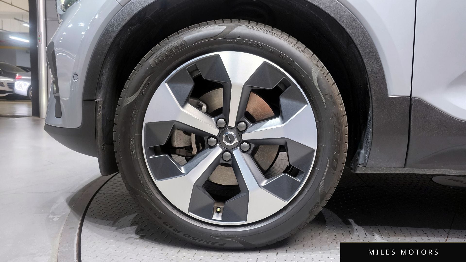 Volvo XC40 2024 — миниатюра 5
