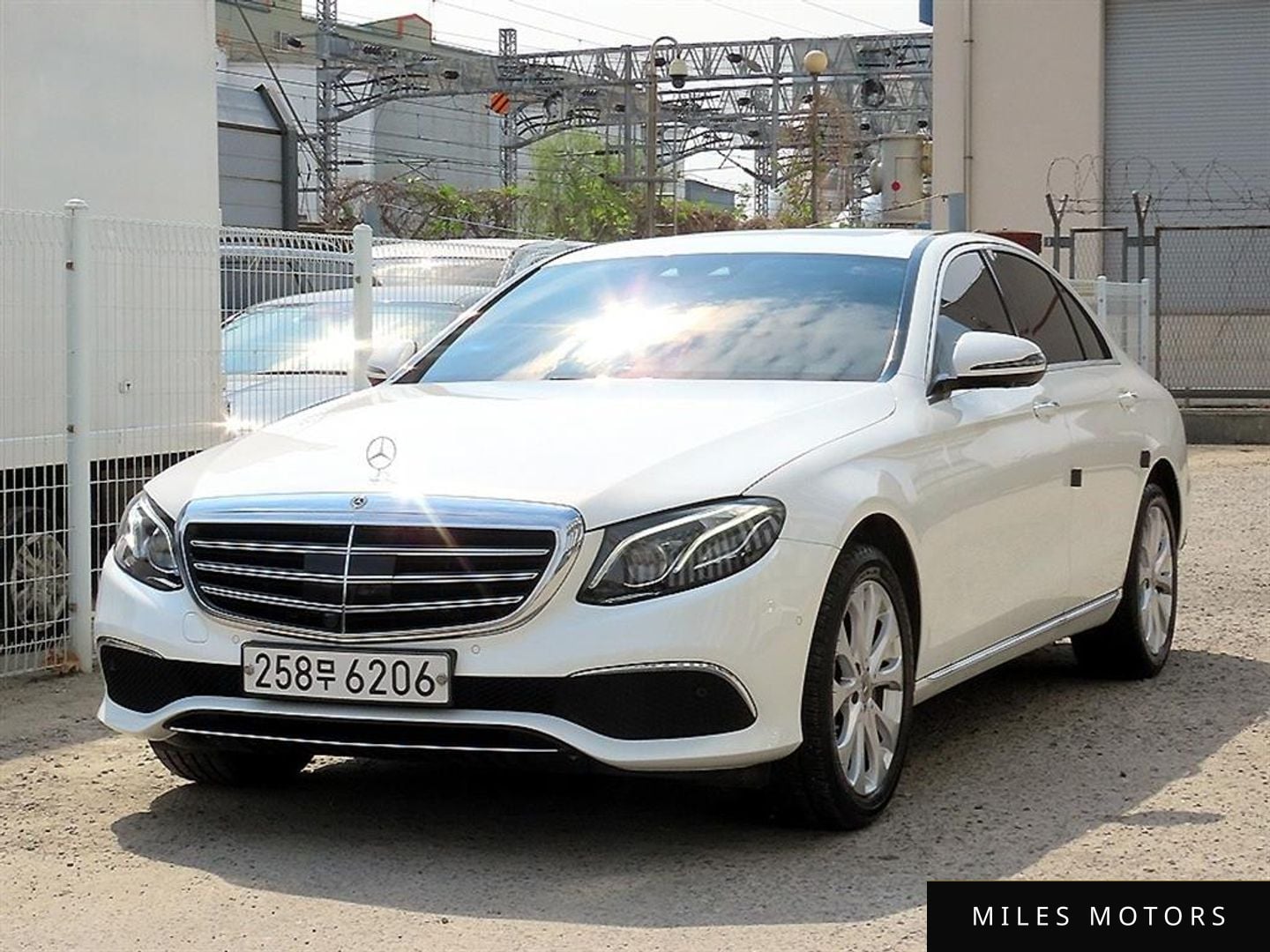 Mercedes-Benz E-Class W213 2020 — миниатюра 2