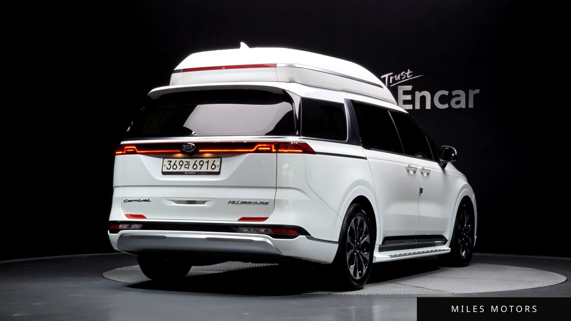 Kia Carnival 2021 — миниатюра 2