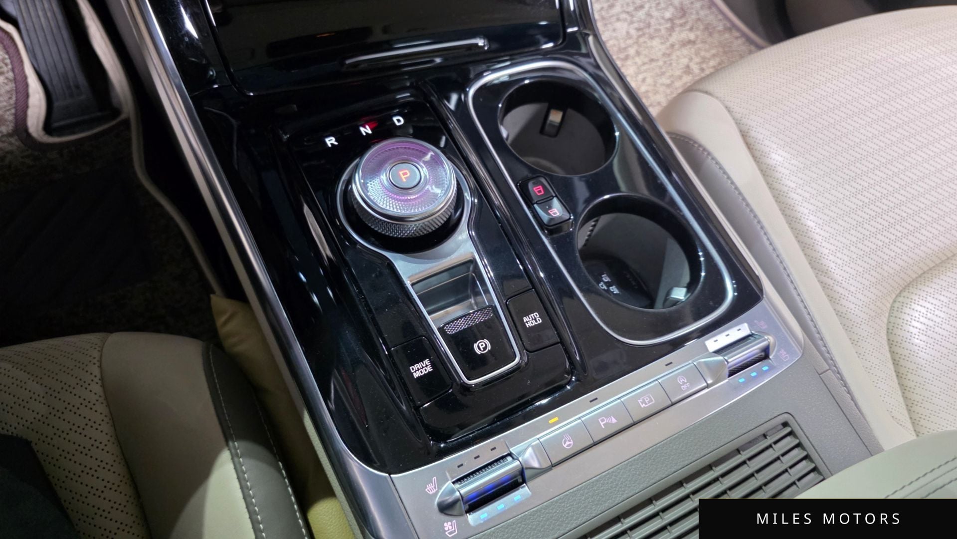 Kia Carnival 2021 — миниатюра 12