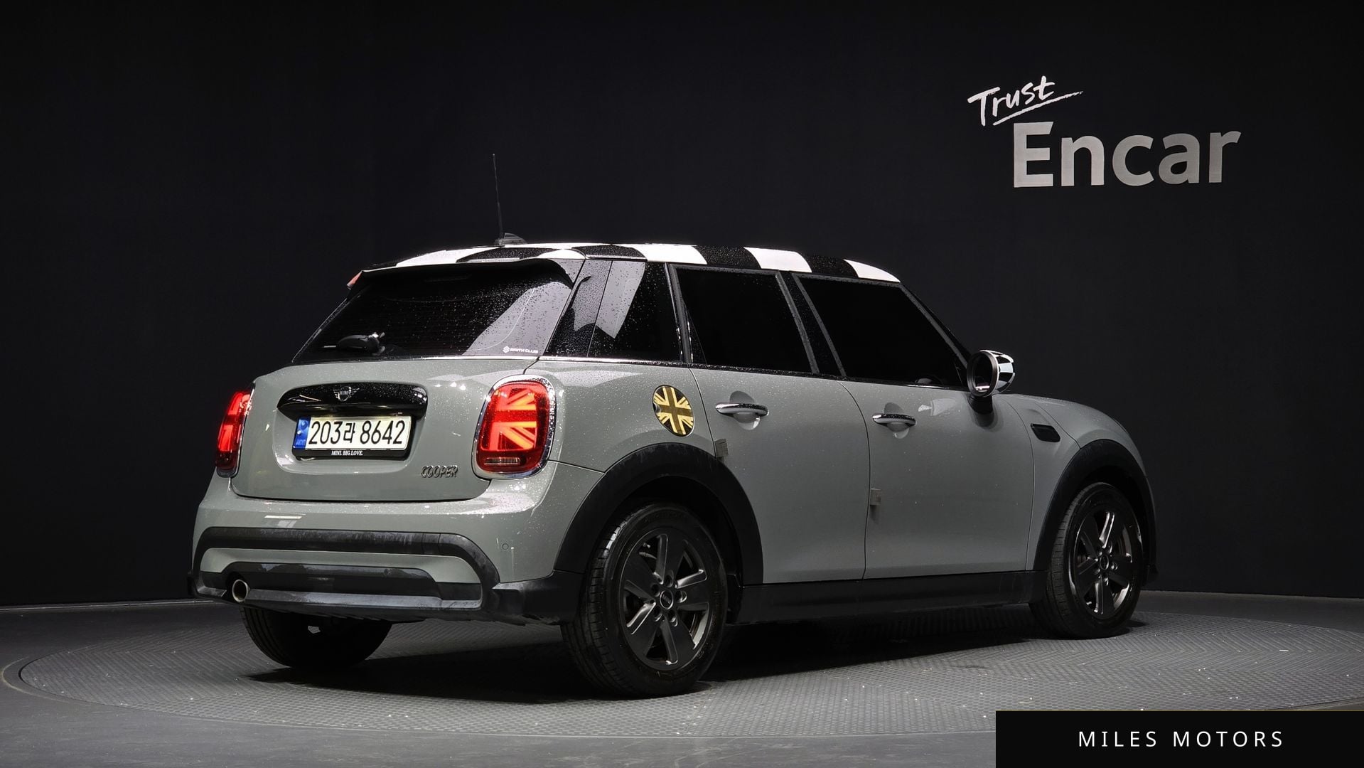 MINI Cooper 2023 — миниатюра 2