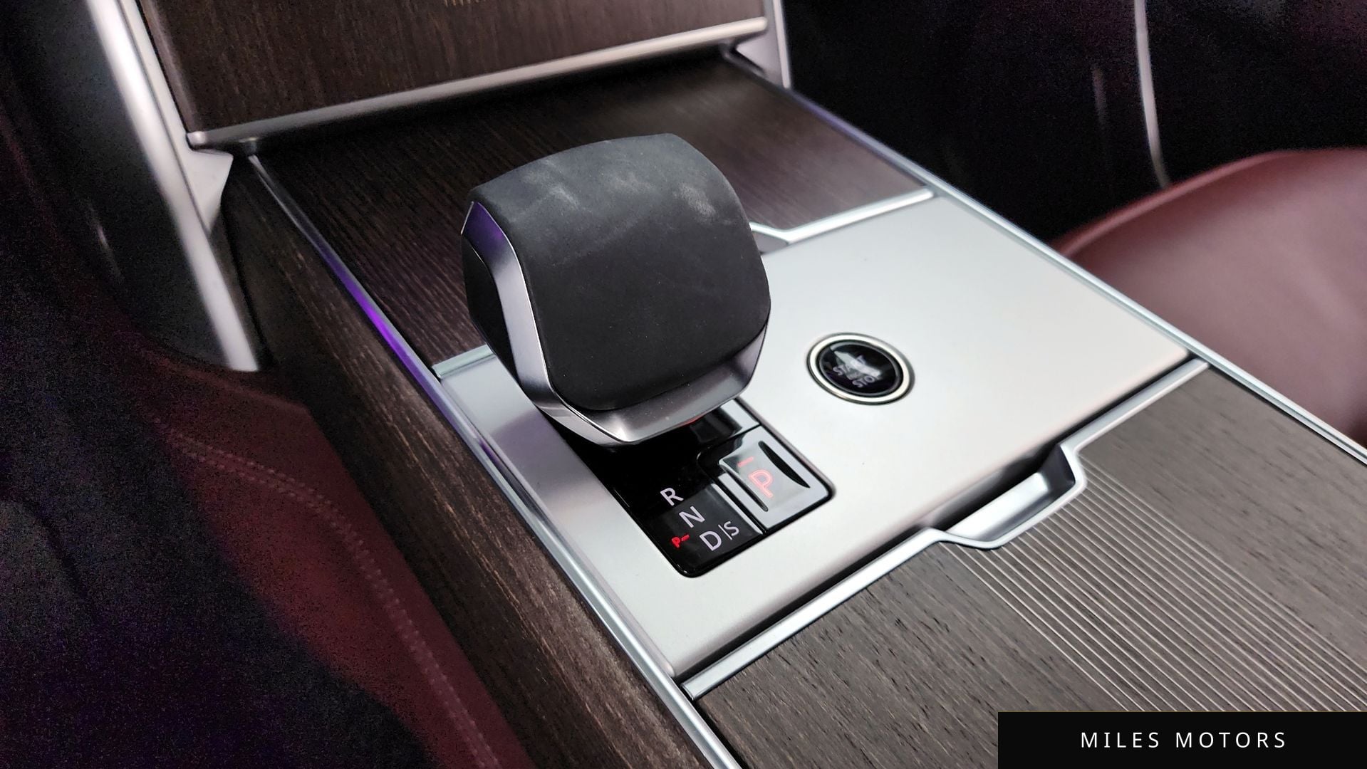 Land Rover Range Rover 2024 — миниатюра 9