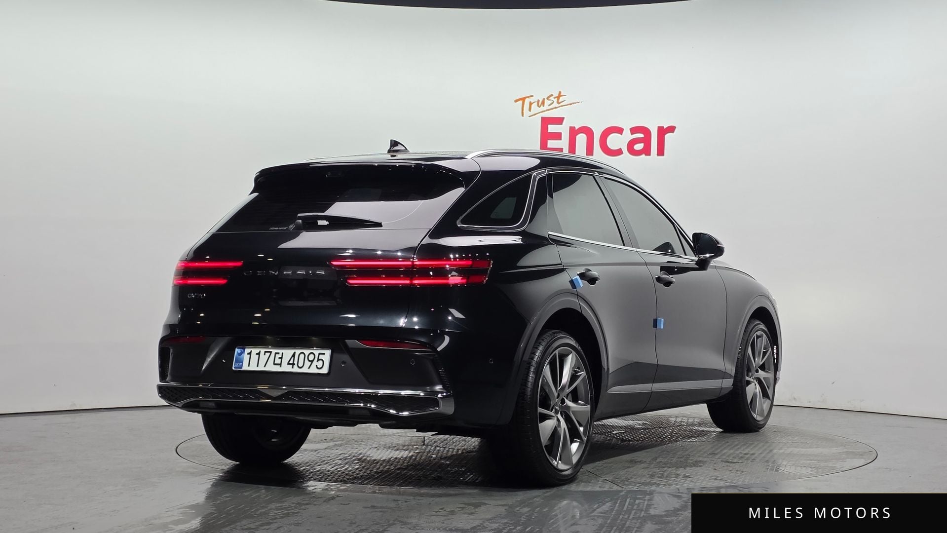 Genesis GV70 2025 — миниатюра 2