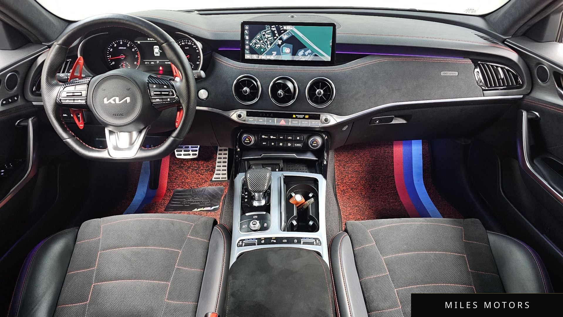 Kia Stinger 2023 — миниатюра 10