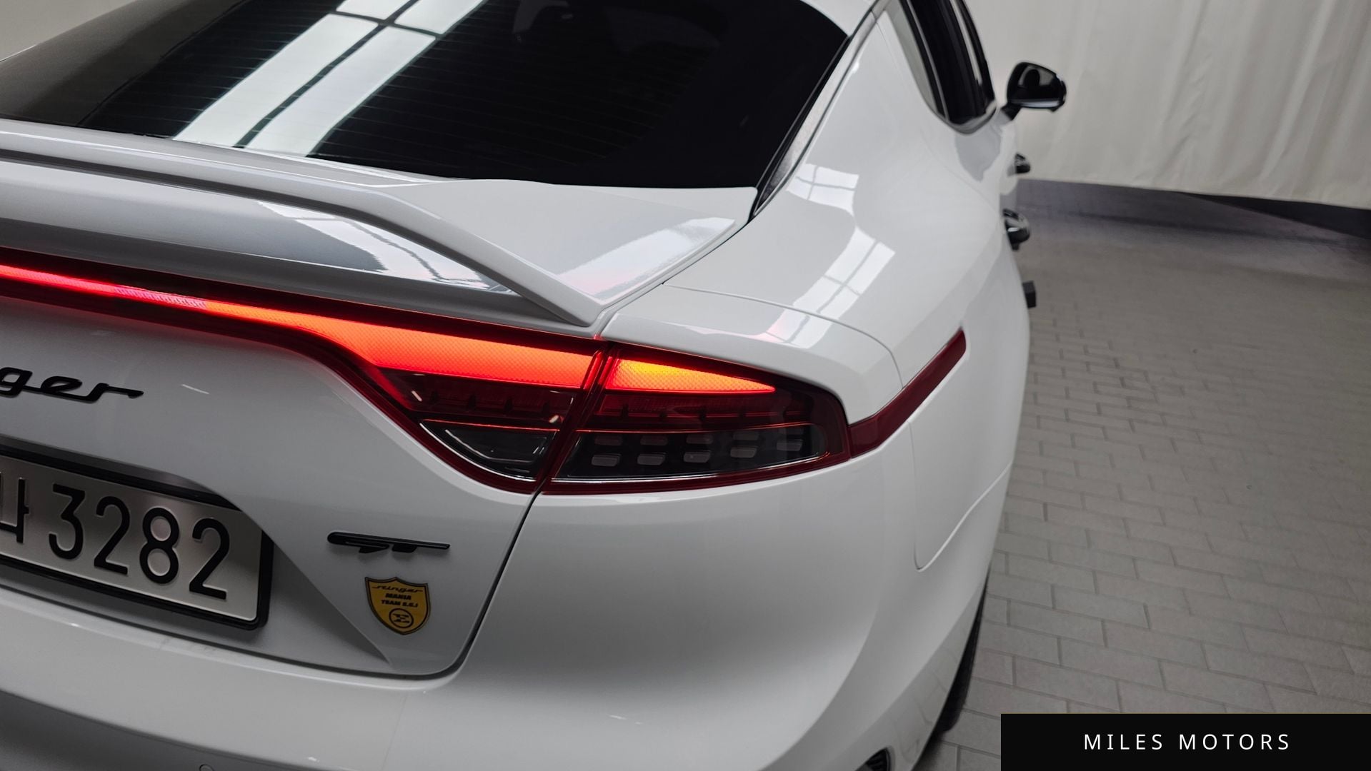 Kia Stinger 2023 — миниатюра 9