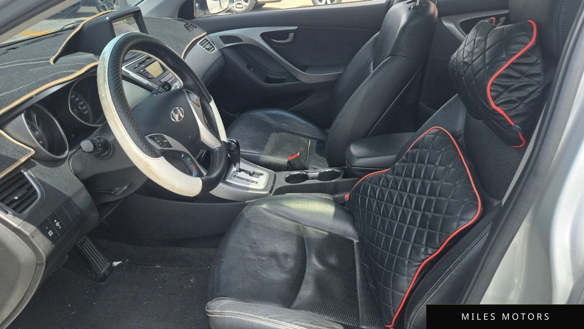 Hyundai AVANTE 2011 — миниатюра 9