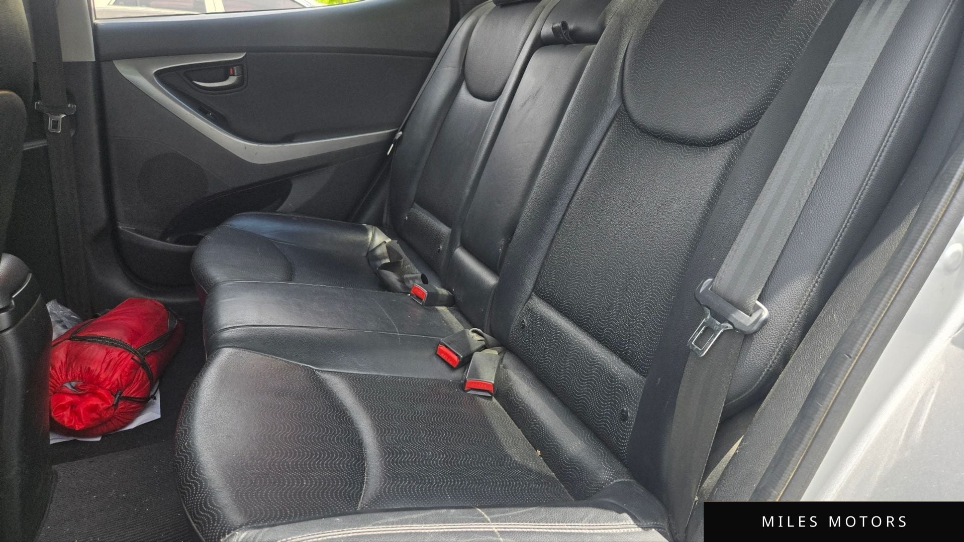 Hyundai AVANTE 2011 — миниатюра 10