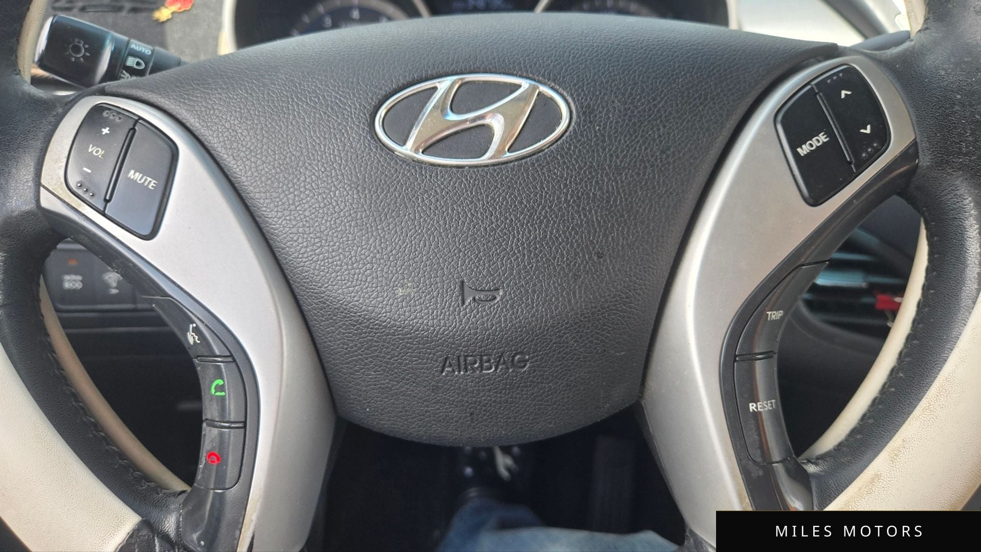 Hyundai AVANTE 2011 — миниатюра 12