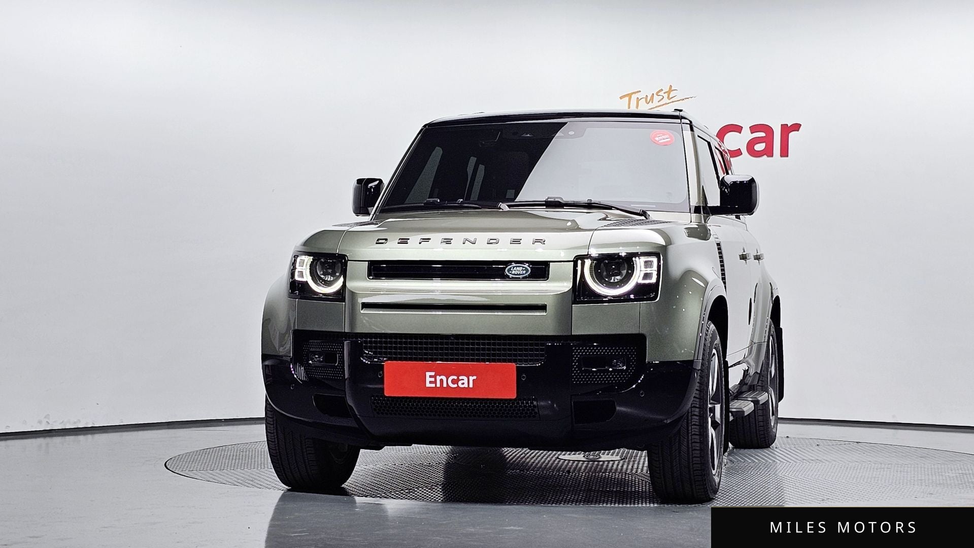 Land Rover Defender 2025 — миниатюра 3