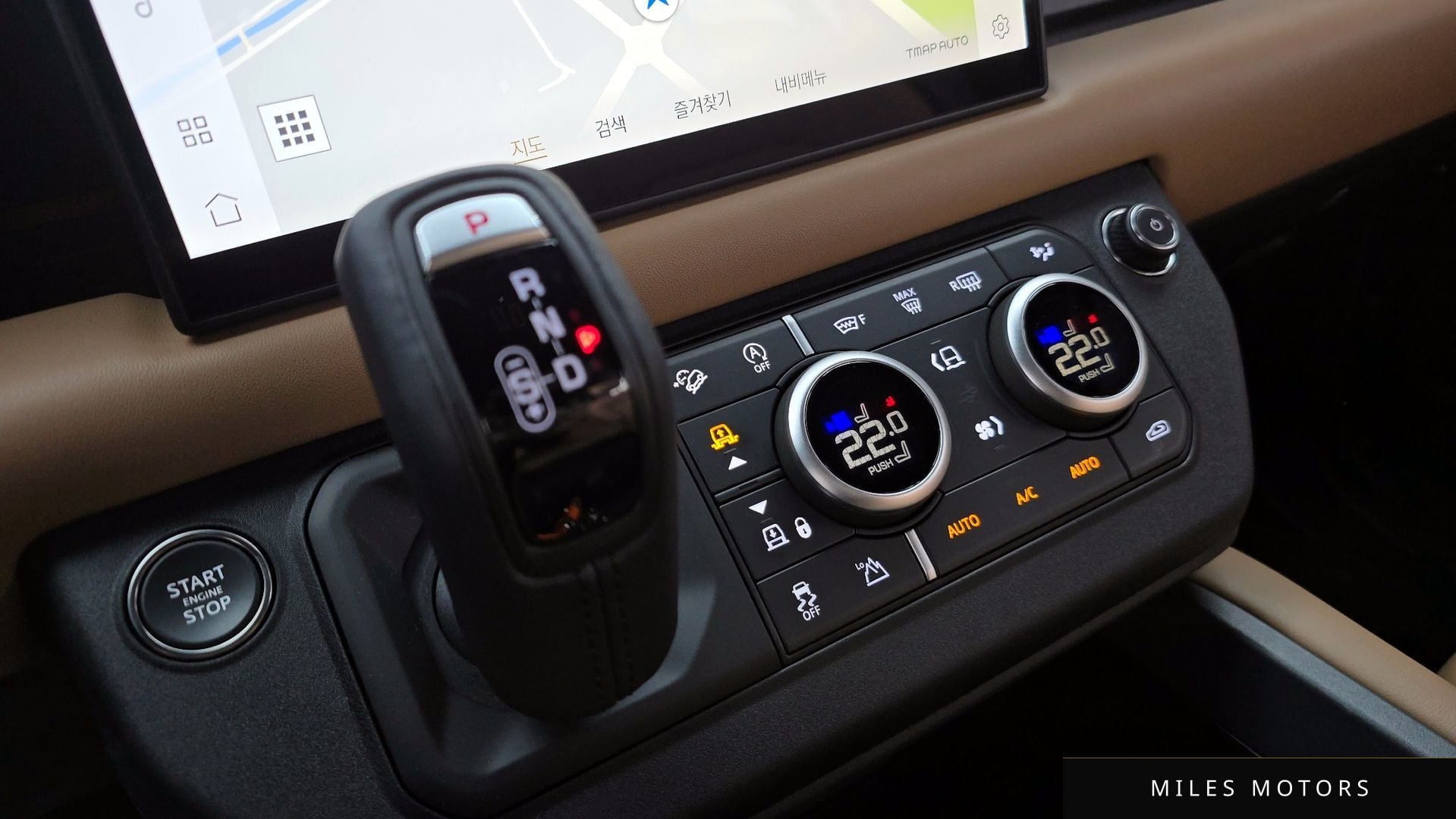 Land Rover Defender 2025 — миниатюра 9