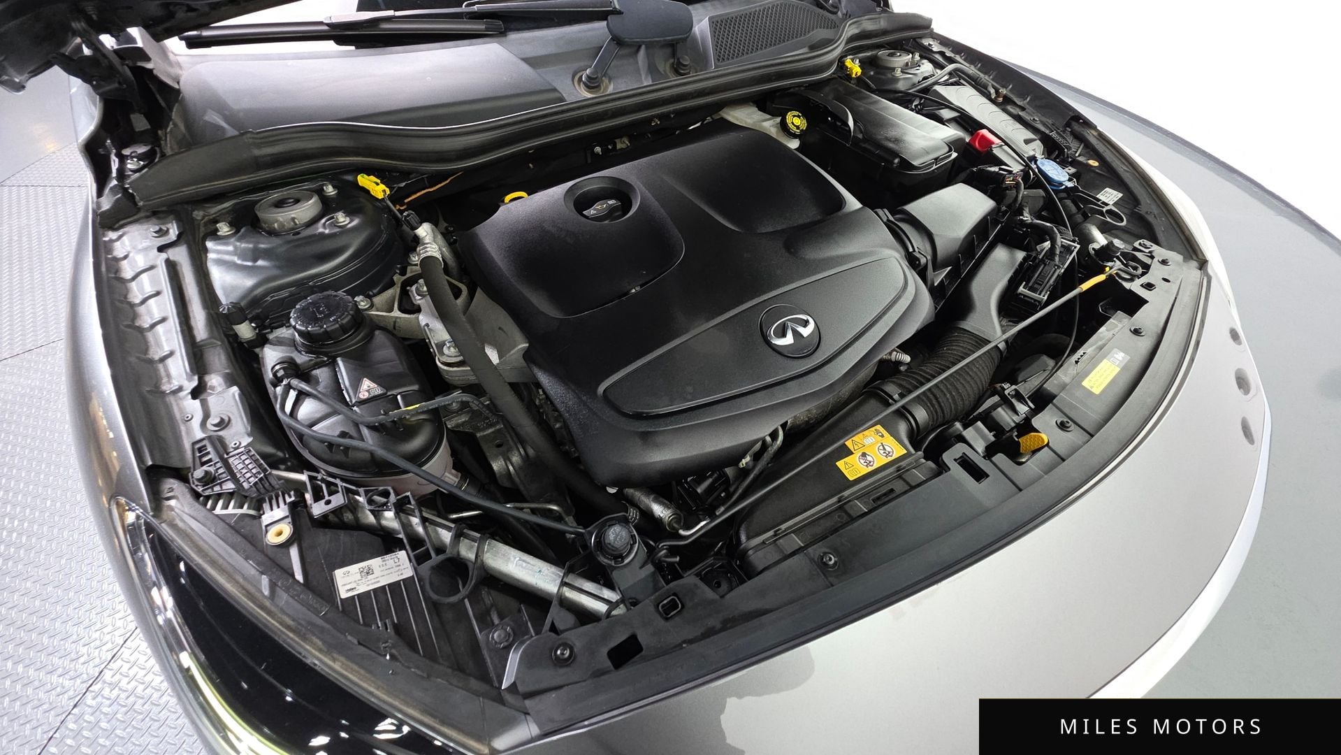 Infiniti Q30 2017 — миниатюра 6