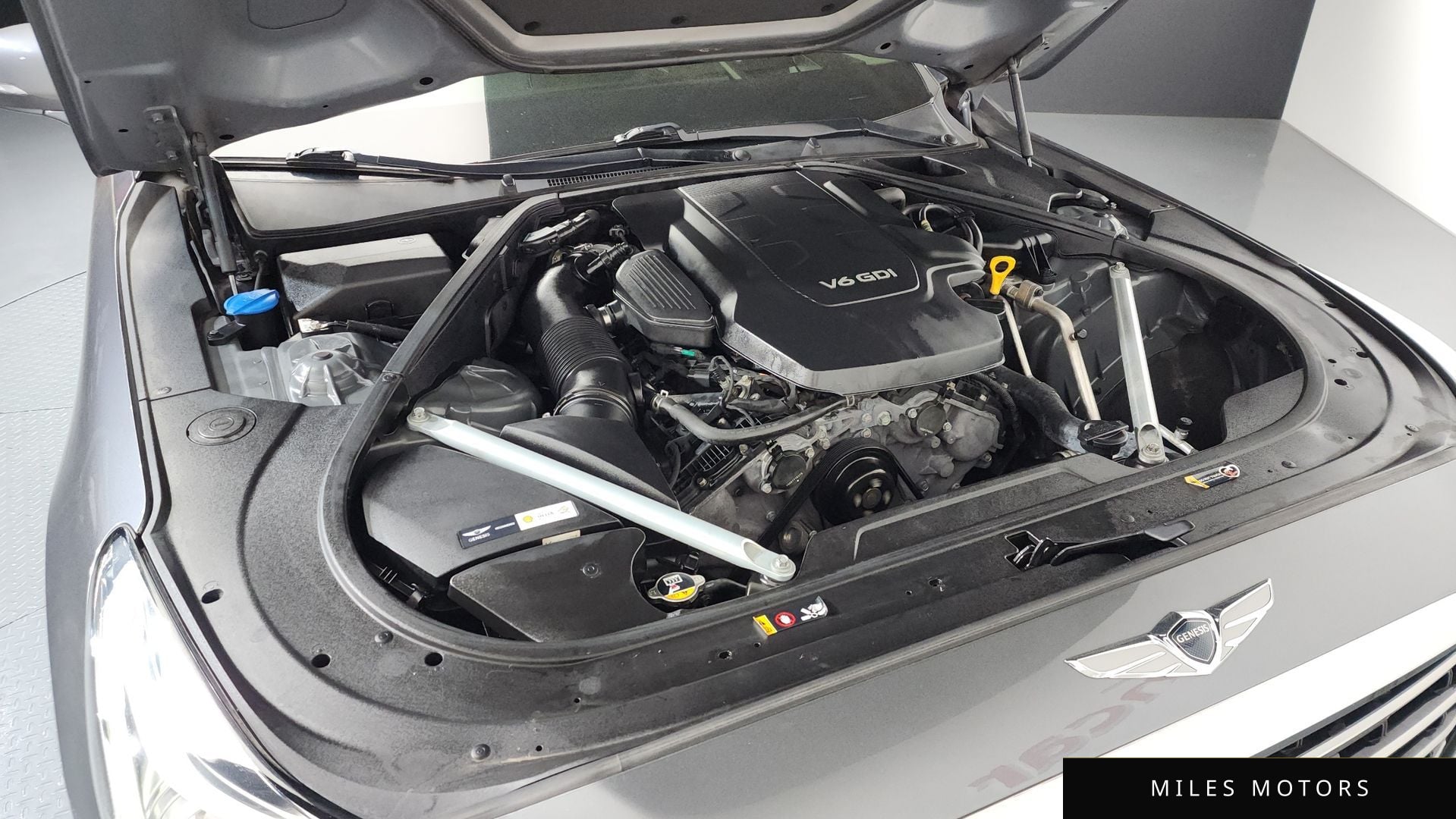 Genesis EQ900 2016 — миниатюра 6