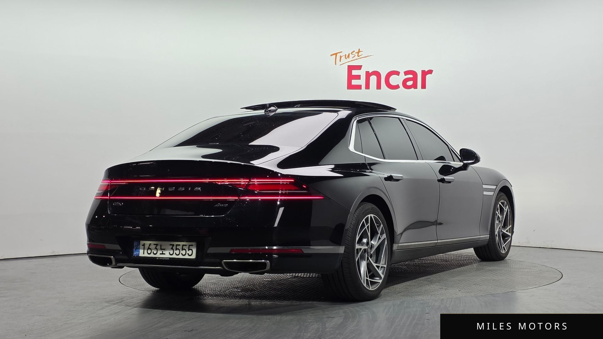 Genesis G90 (RS4) 2023 — миниатюра 2